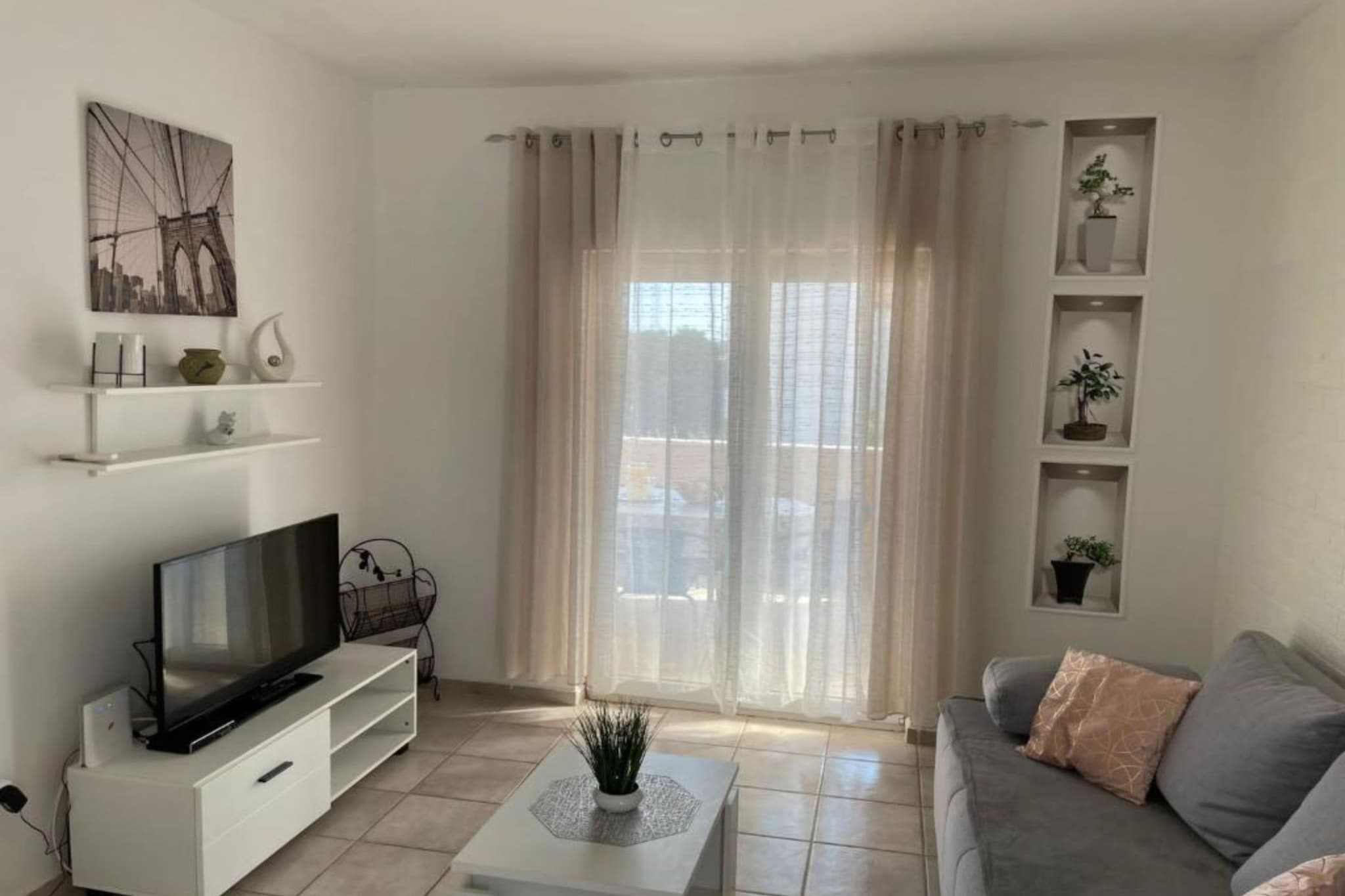 Apartment Megi - Two Bedroom Apartment with Balcony and Sea View