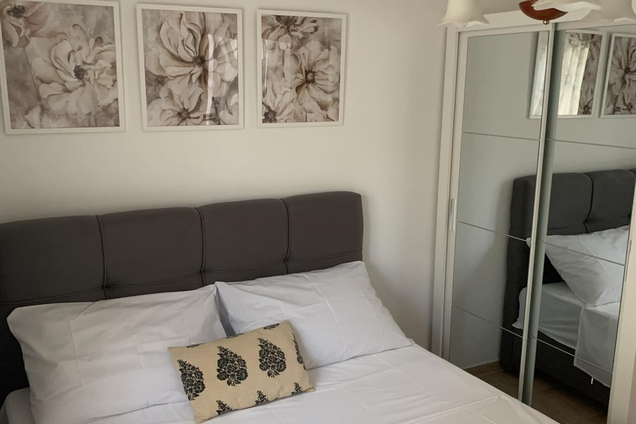 Apartments J&M 2 - One Bedroom Apartment with Terrace-Bedroom