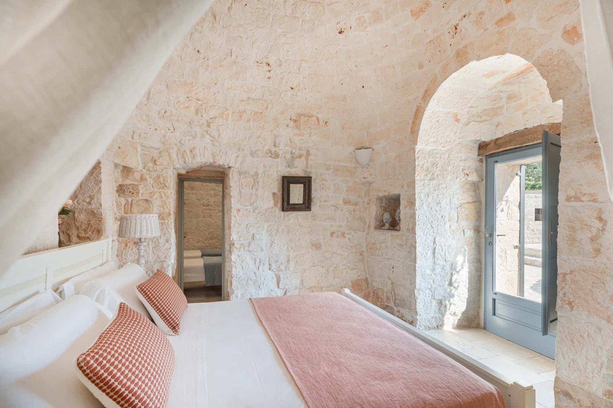 Magnificent Stefano's Trulli in Locorotondo - Bedroom