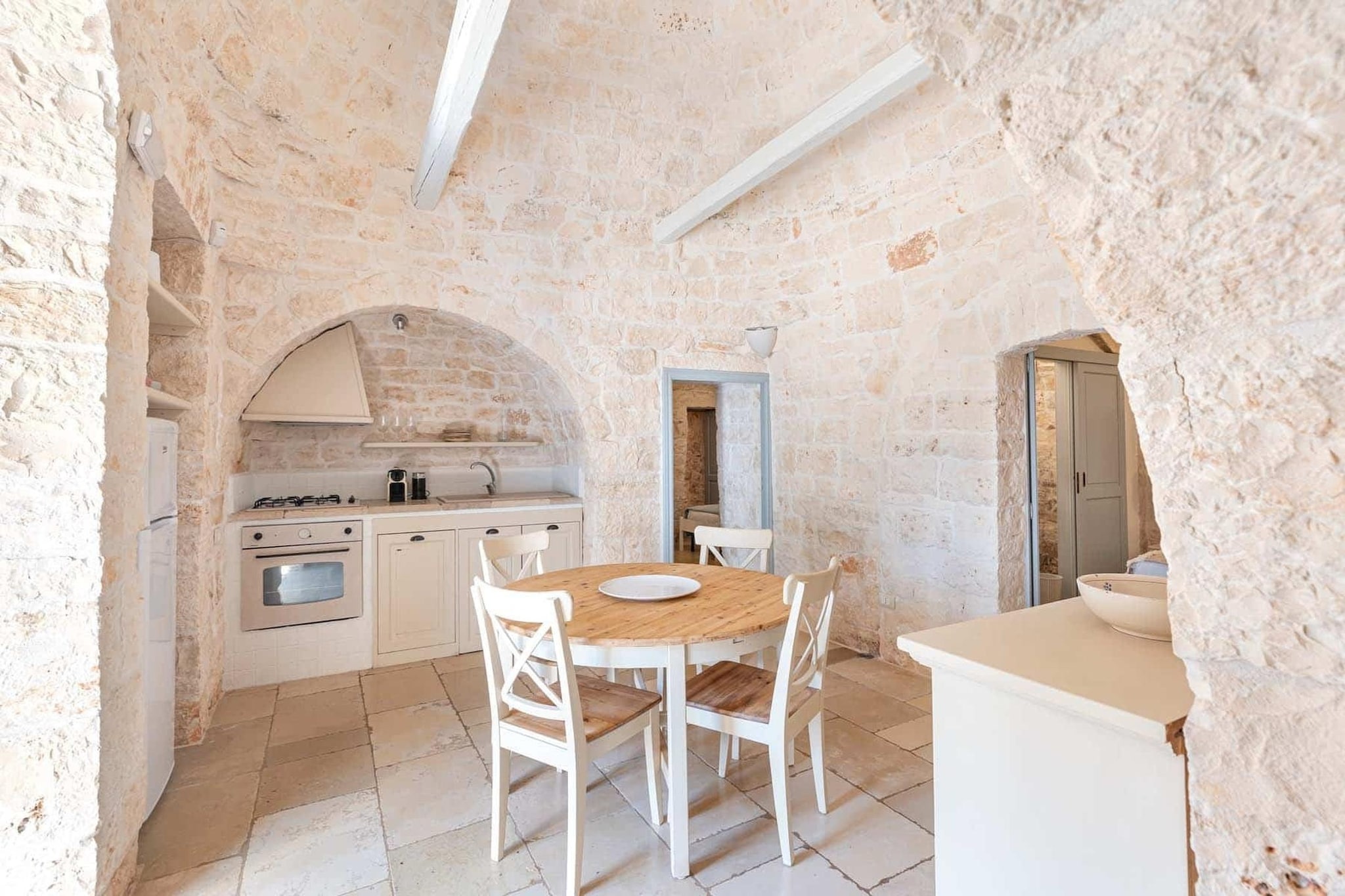 Magnificent Stefano's Trulli in Locorotondo - Kitchen