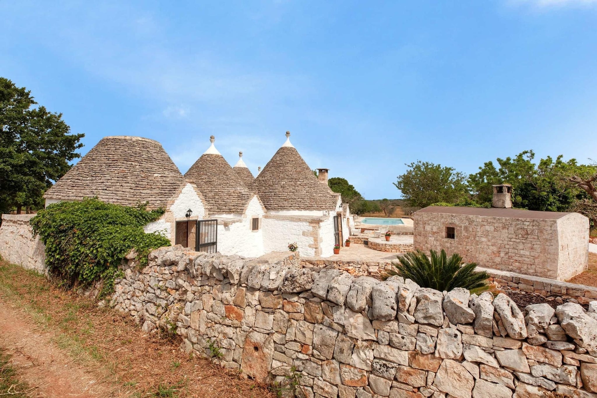 Magnificent Stefano's Trulli in Locorotondo - Exterior in summer