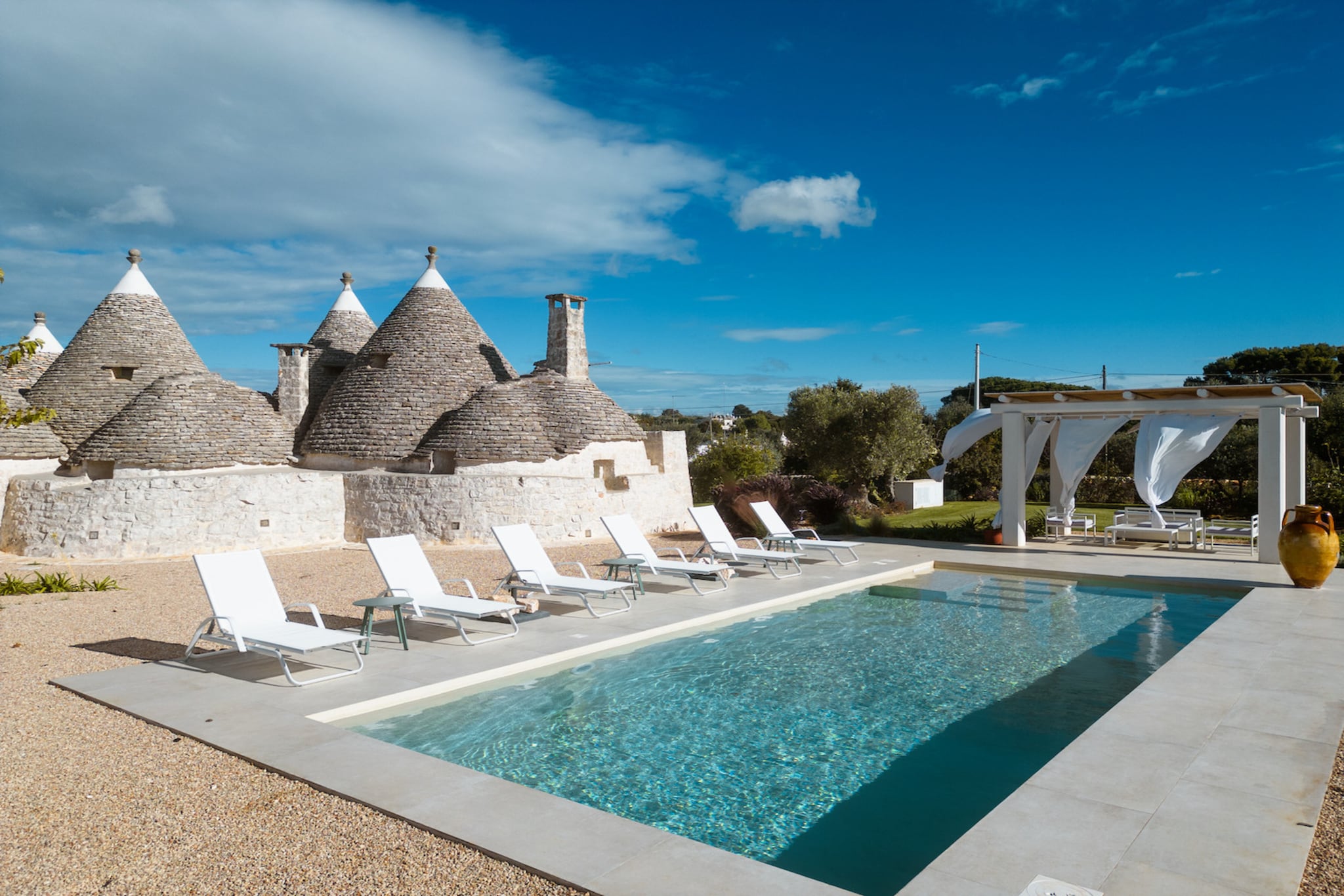 Trulli Petralux in Valle d'Itria-Zwembad