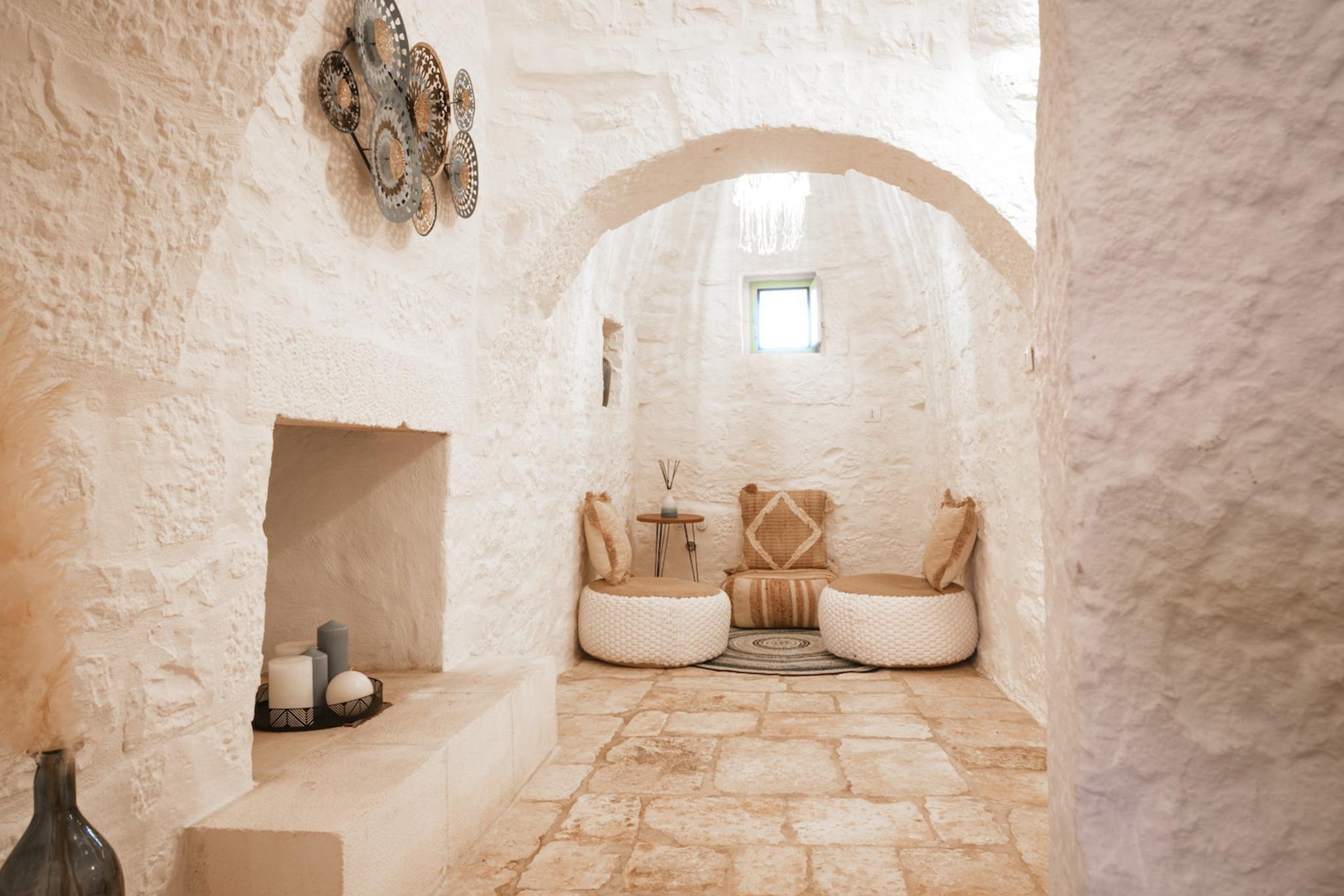 Trulli Petralux in Valle d'Itria-Image-tags.