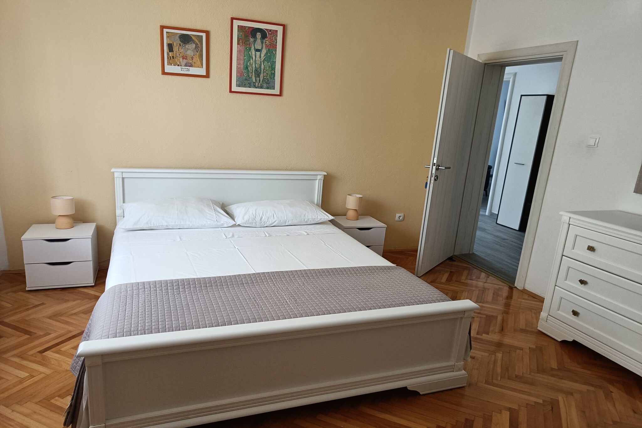 Apartment Ivica - Three Bedroom Apartment with Terrace - Bedroom