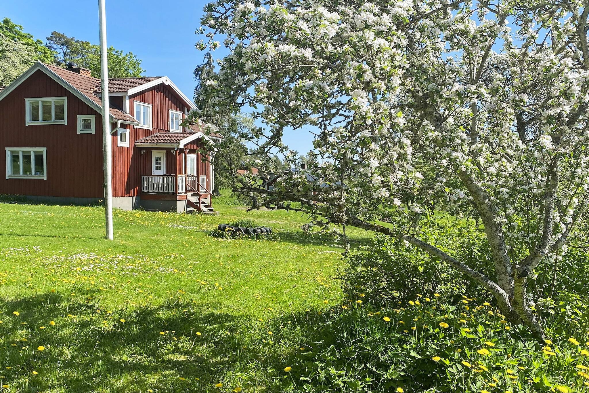 8 person holiday home in ANNEBY-By Traum