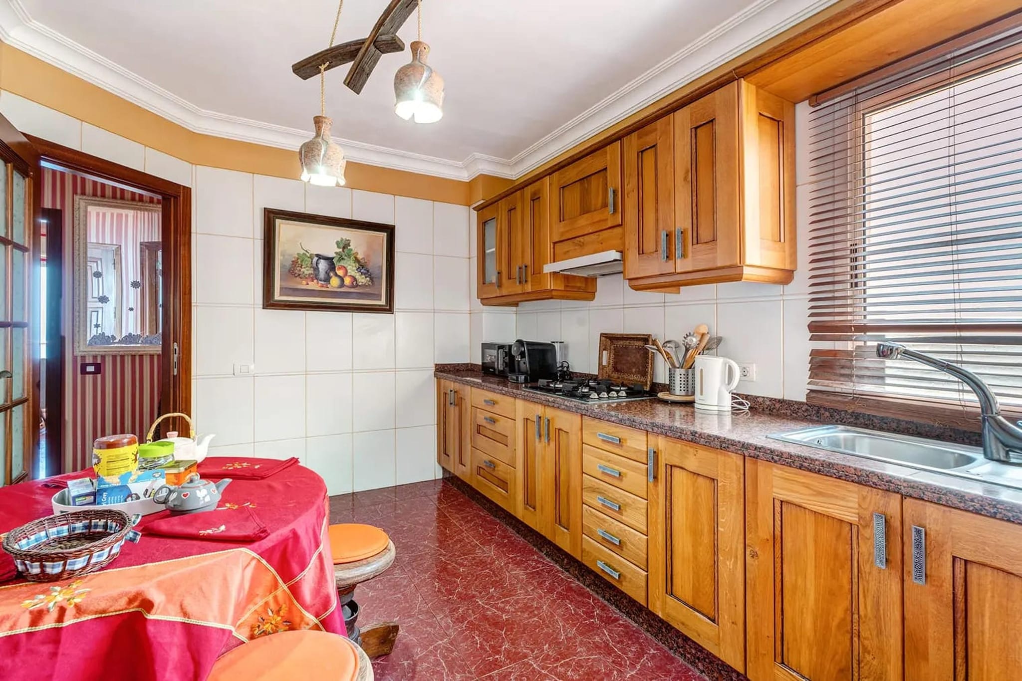 Apartment in Radazul with Stunning Sea Views