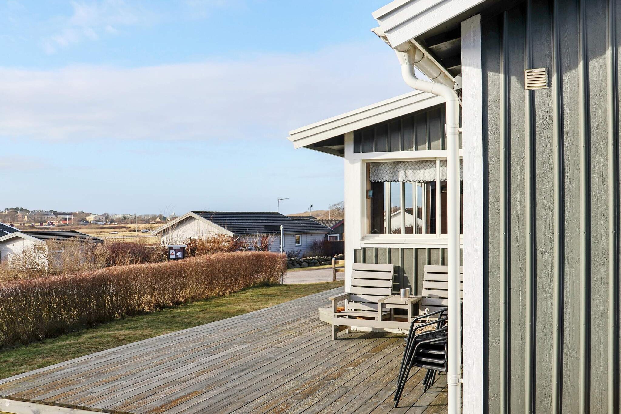 A lovely holiday home with a very good location, only 400 m from Apelviken's fine beach. A well-planned cabin with all amenities on a small surface. From the terrace and conservatory you have a view of the lovely bathing cove. Facing the house's entrance is the bathroom, which has a shower and washing machine/dryer. The master bedroom has a double bed. Another bedroom has two single beds and one has a single bed. The kitchen is well equipped and has a small dining area. The cabin's living room is spacious with comfortable sofas and a large, modern TV (no channels) with chromecast. From here you come out to a large, beautifully glazed conservatory with a large dining table and seating furniture. Outside the sliding doors you have a terrace with outdoor furniture and a barbecue. Apelviken is one of Northern Europe's best windsurfing beaches with an established surfing culture. As soon as the wind permits - and the ice is not lying - the enthusiasts are out and the sea surface is filled with sails. You are close to several nice summer restaurants by the sea. The nice beach promenade takes you all the way to Varberg. An electric train runs from Apelvikens Holiday Resort/Camping, along the promenade into the city centre. Varberg is a popular destination with the medieval castle Varbergs FÃ¤stning as an important landmark. In Varberg there is Halland's cultural history museum, which is known for the Bockstensmannen. In the city there are theaters, a cinema and a large number of concerts are given in summer. Many appreciate Varberg for its cozy little streets with good shopping. Fun little shops, market stalls every Wednesday and Saturday and in the harbor below the fortress a row of arts and crafts stalls. Just outside Varberg is GetterÃ¶n, one of Sweden's most famous birding areas. There are also exhibitions, a shop and a cafÃ© here. Another nice excursion destination is the Ã…kulla beech forests and for those of you who are technically interested, it is not far to the world heritage site Grimeton. For those interested in golf, there are several fine golf courses nearby, the closest is Varbergs S Gk.