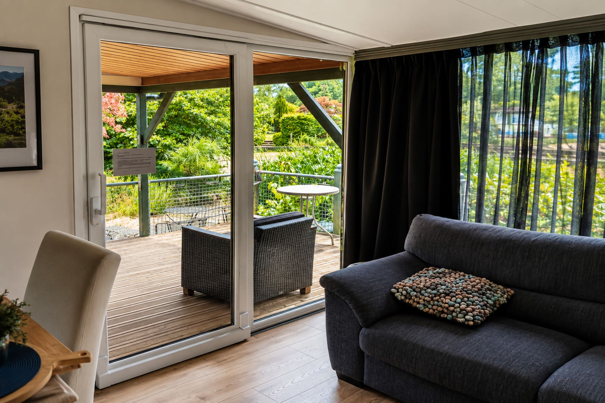 Knus chalet In een rustige omgeving met vijver