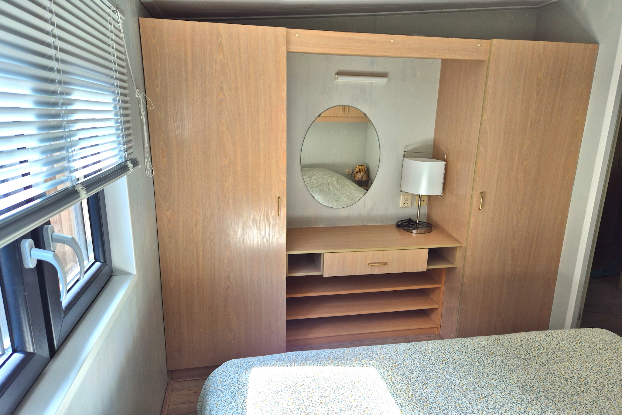 Knus chalet In een rustige omgeving met vijver - Slaapkamer