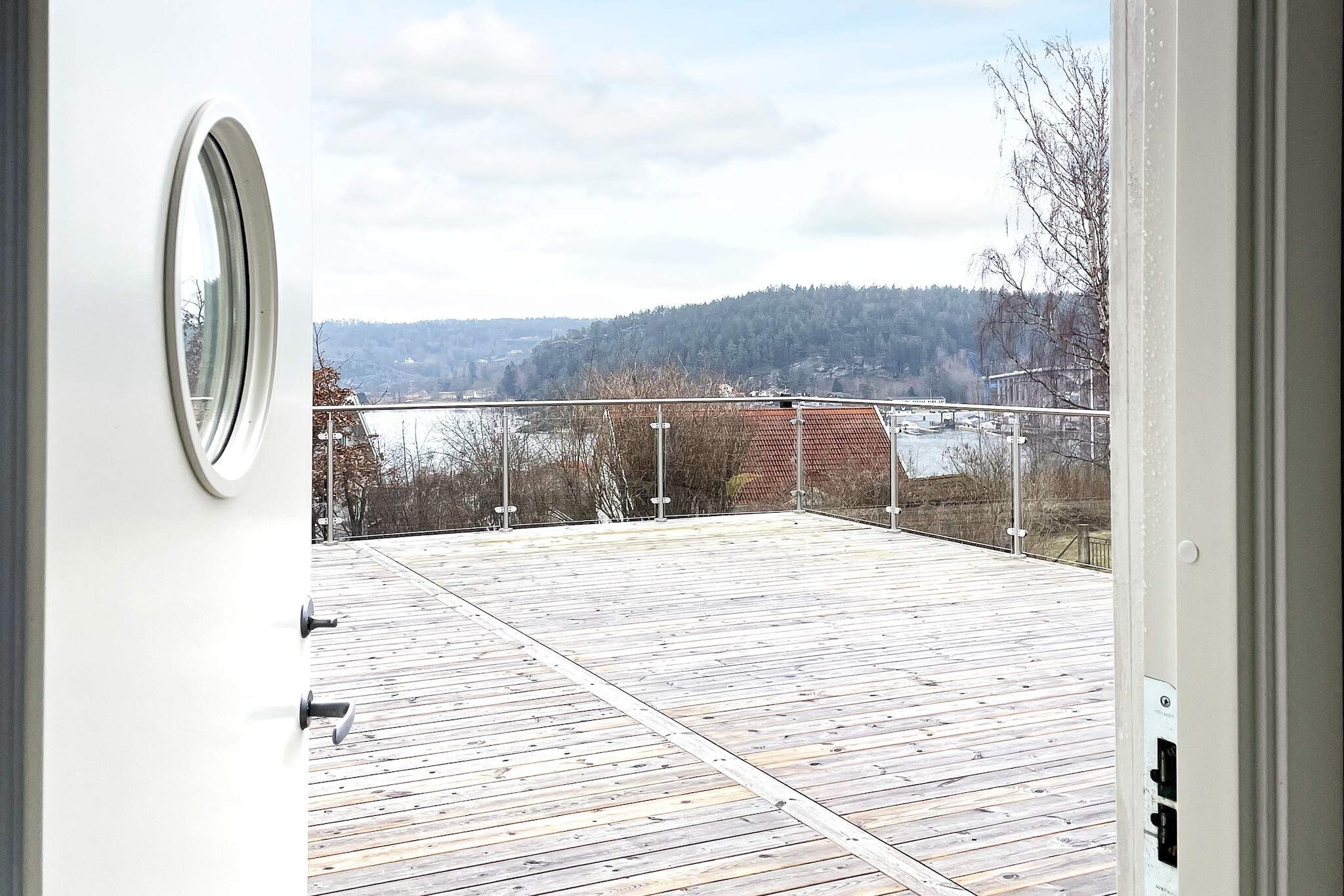 Escapade moderne à Sundsandvik - Vue sur l'eau