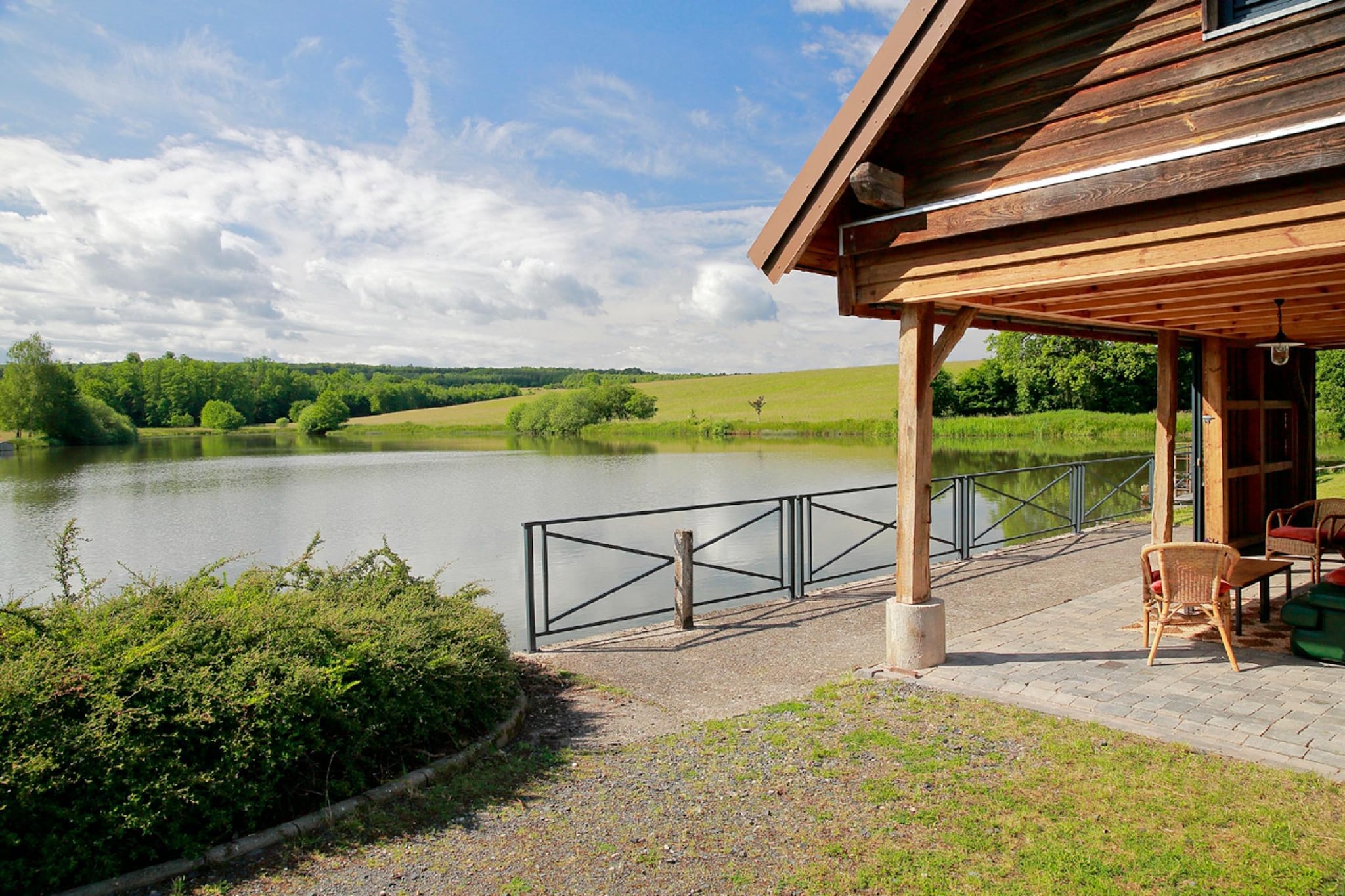 Gîte atypique au bord de l'eau