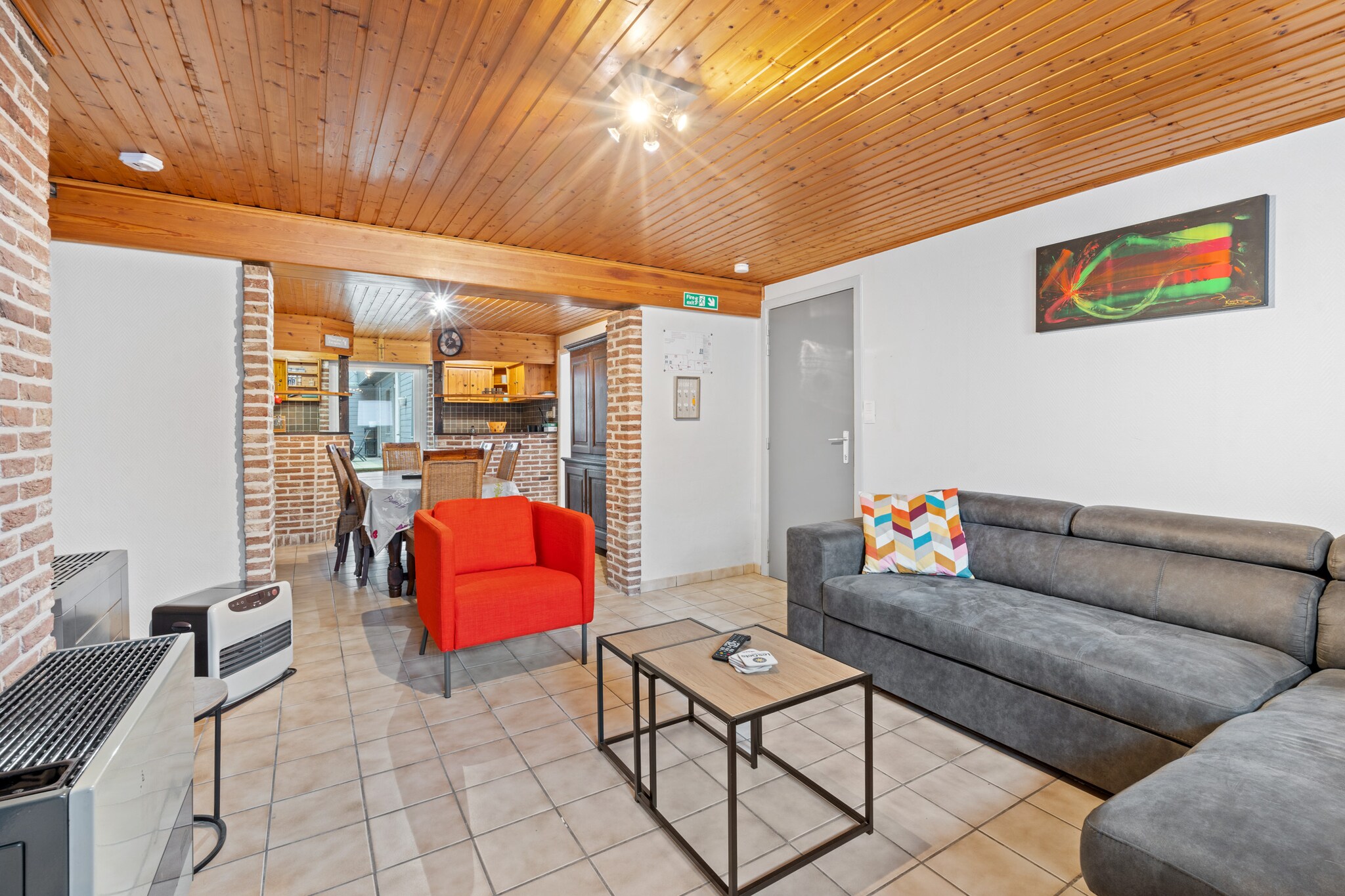 Spacious seafront apartment