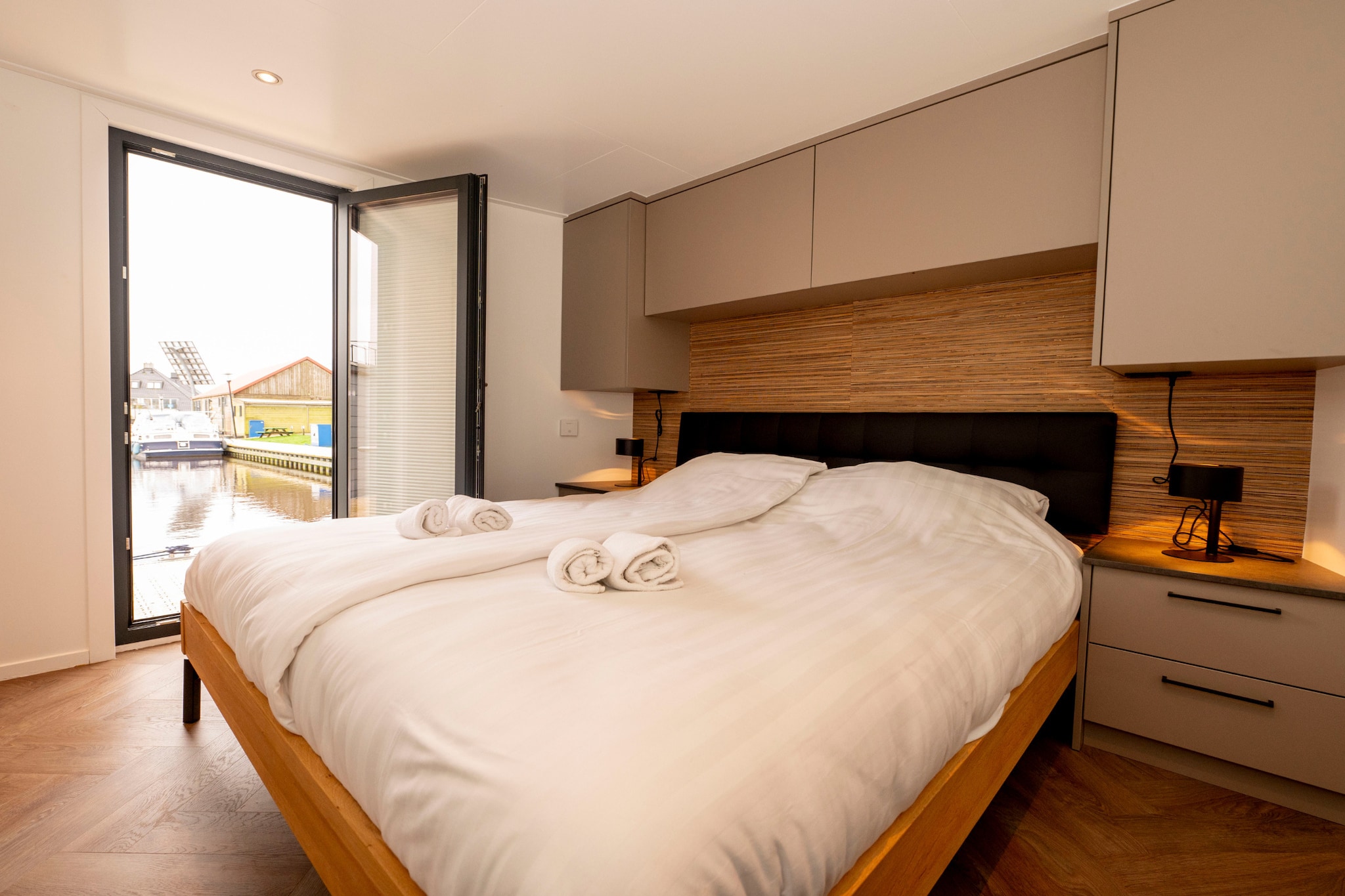 Bed Room