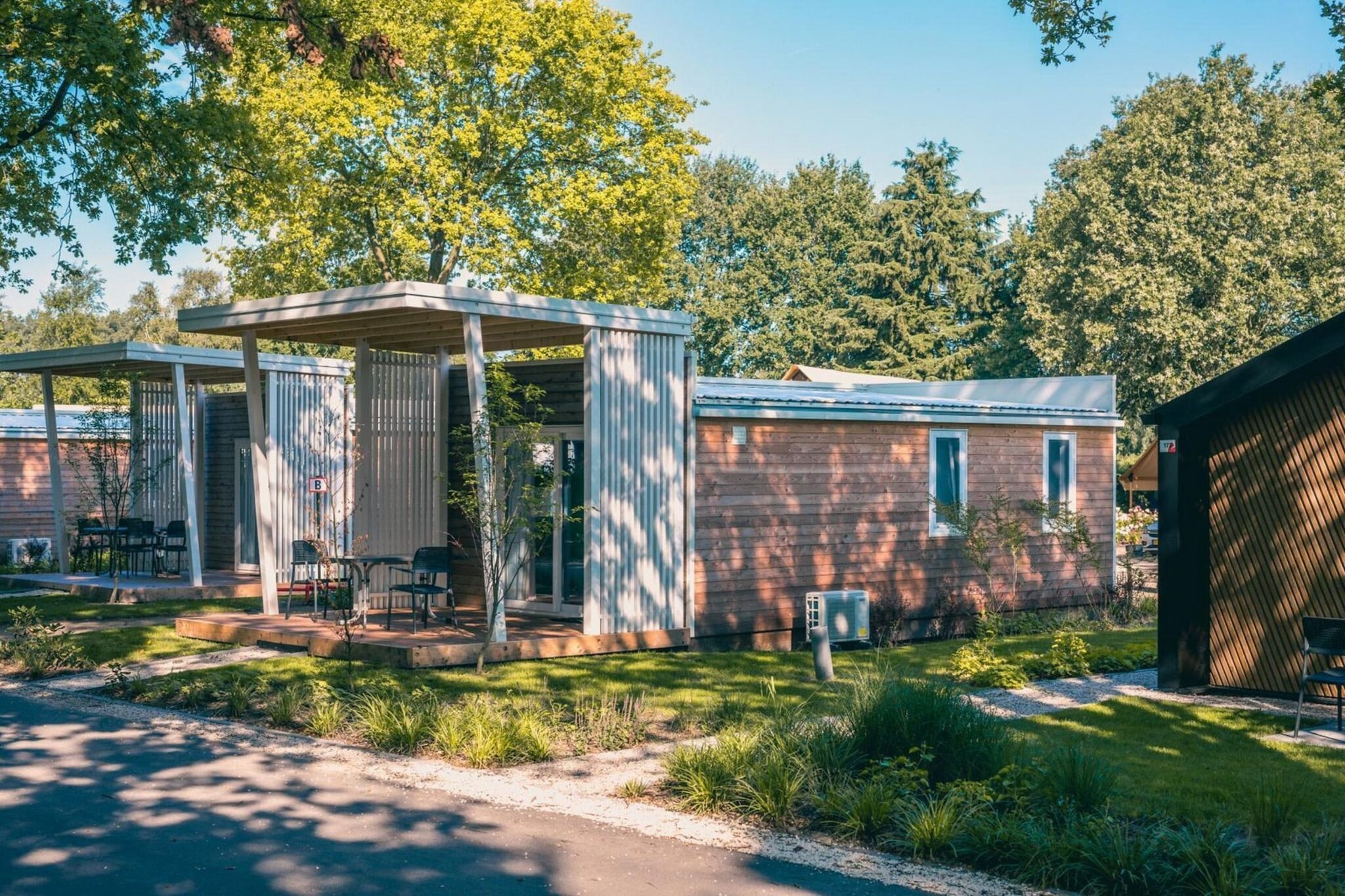 Tiny Cottage 22 - Buitenkant zomer