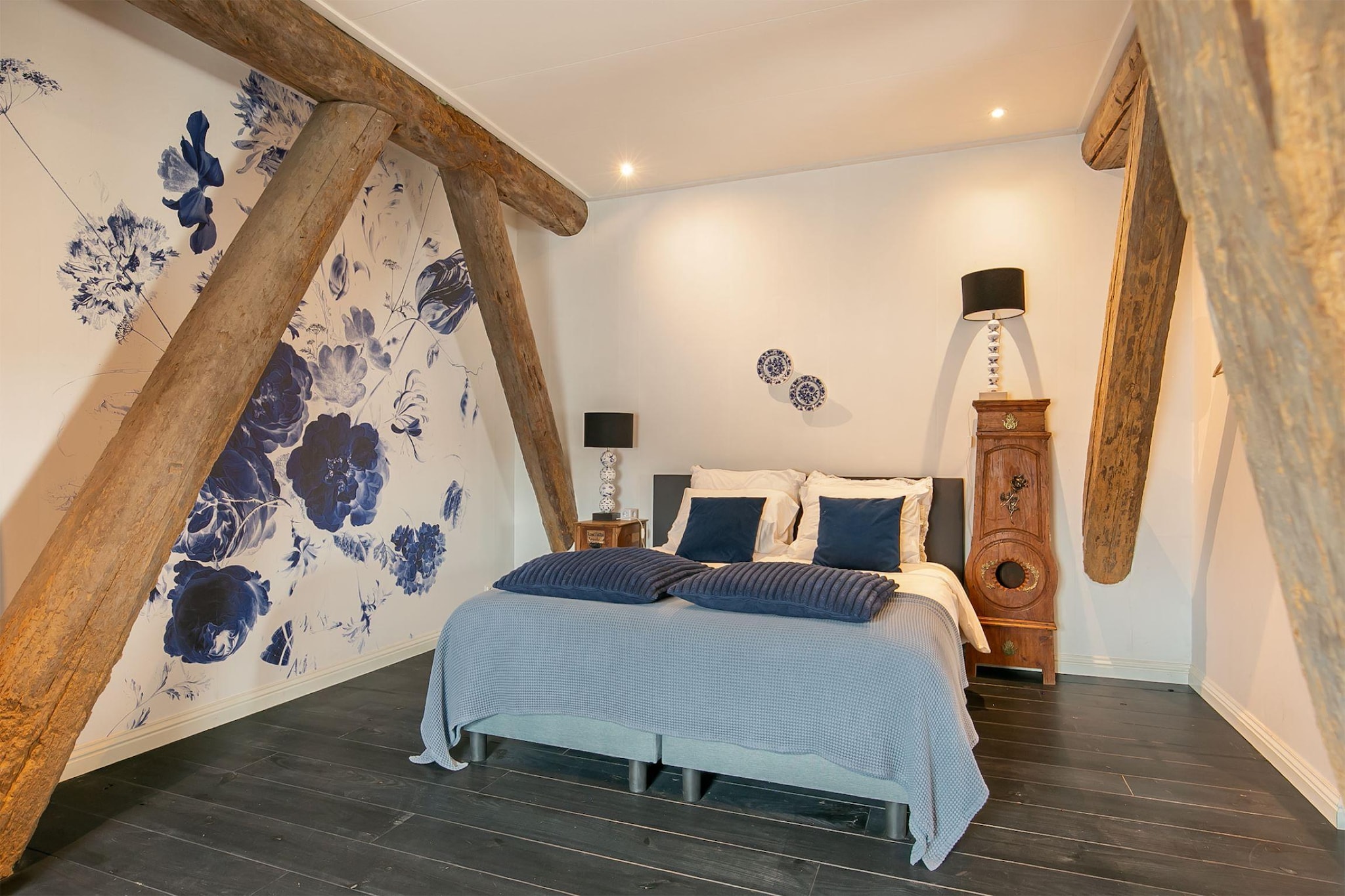 Bed Room