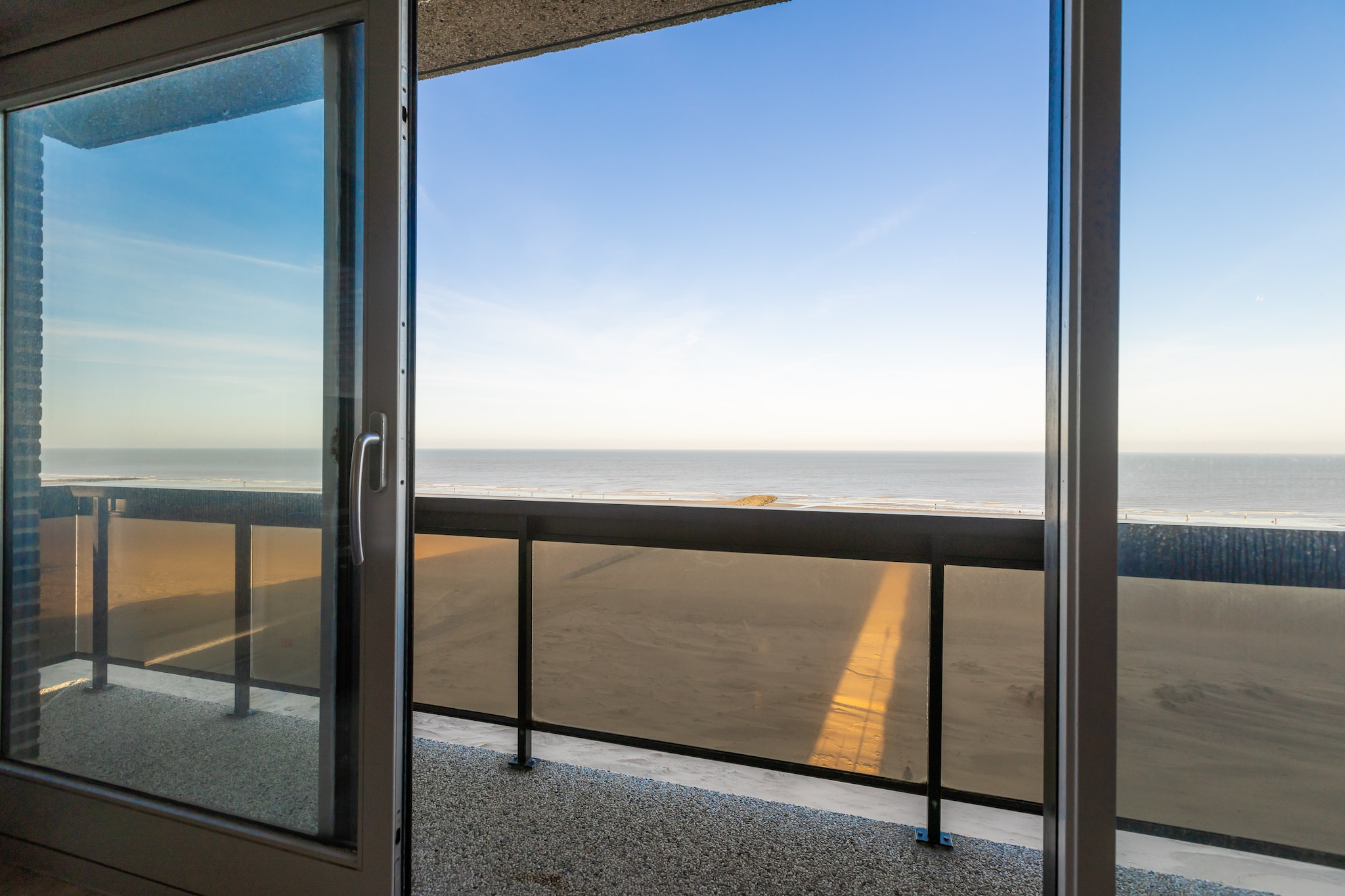 Apartment on the seventh floor with sea view