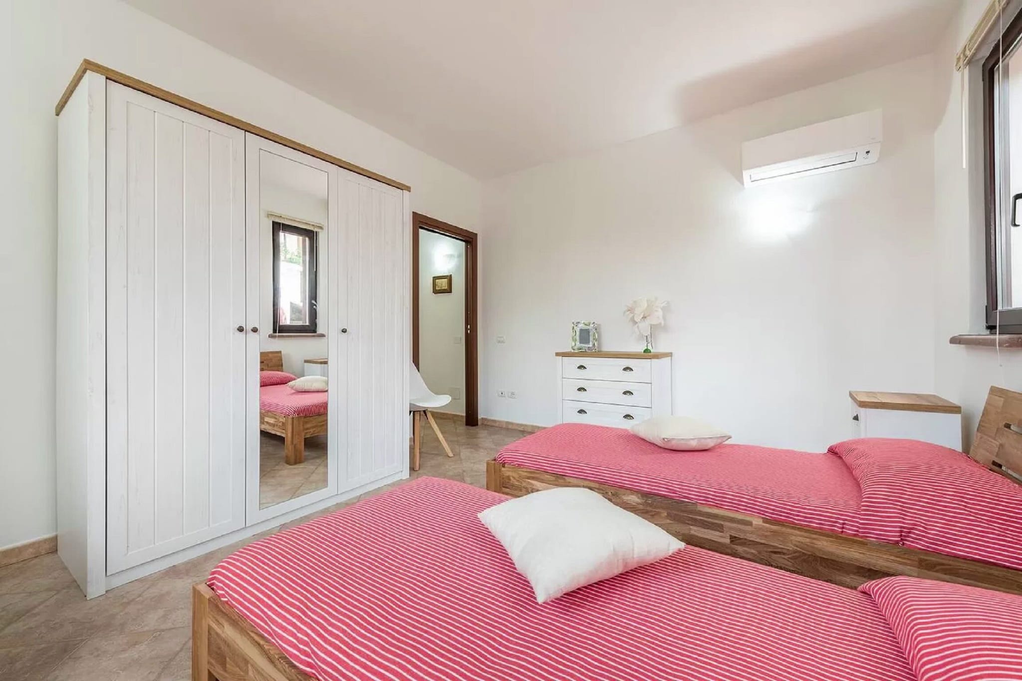 Bed Room