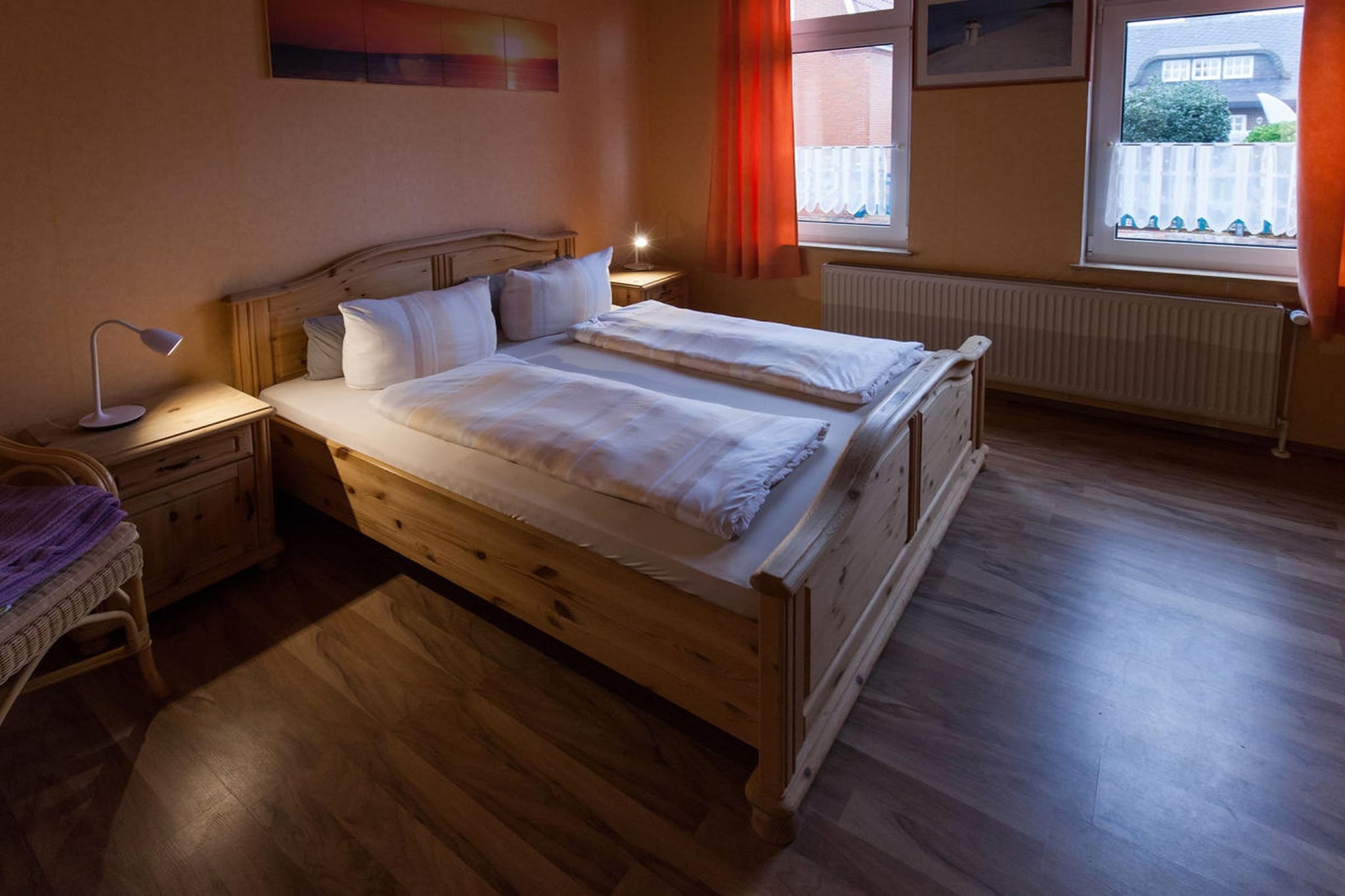 On the 1st floor: (Kitchen(microwave), Living/diningroom(TV, TV, dining table))\n\nHot Water, Internet Access DSL, bedroom(double bed), Internet access, tumble dryer, washing machine, balcony, heating, terrace(garden furniture), ironing board, iron, drying cabinet, parking (paying)