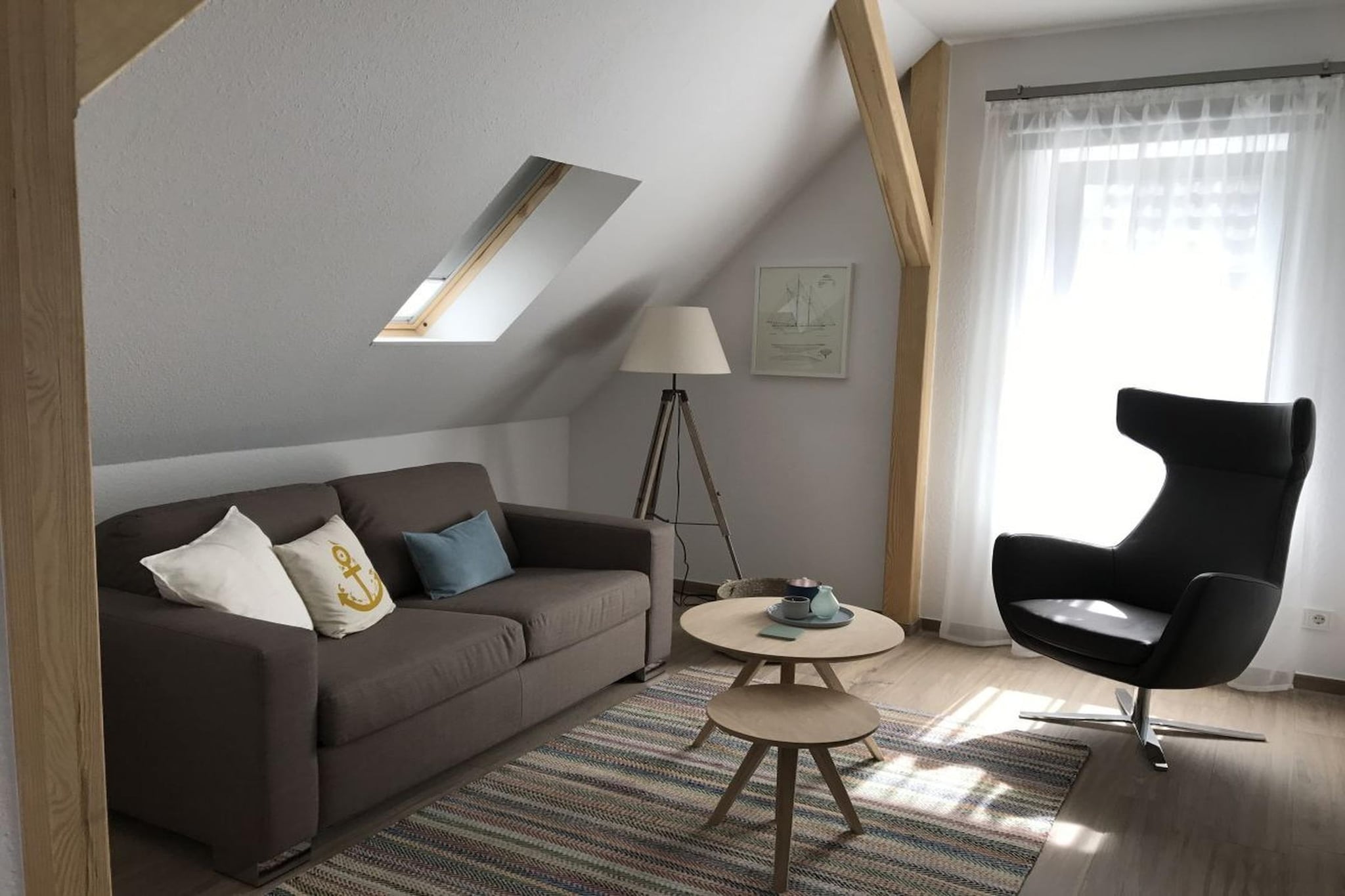 Holiday apartment furnished with a lot of love to detail, underwent complete renovation in 2017, located at the edge of the old village centre with 1 bedroom and 1 children's room