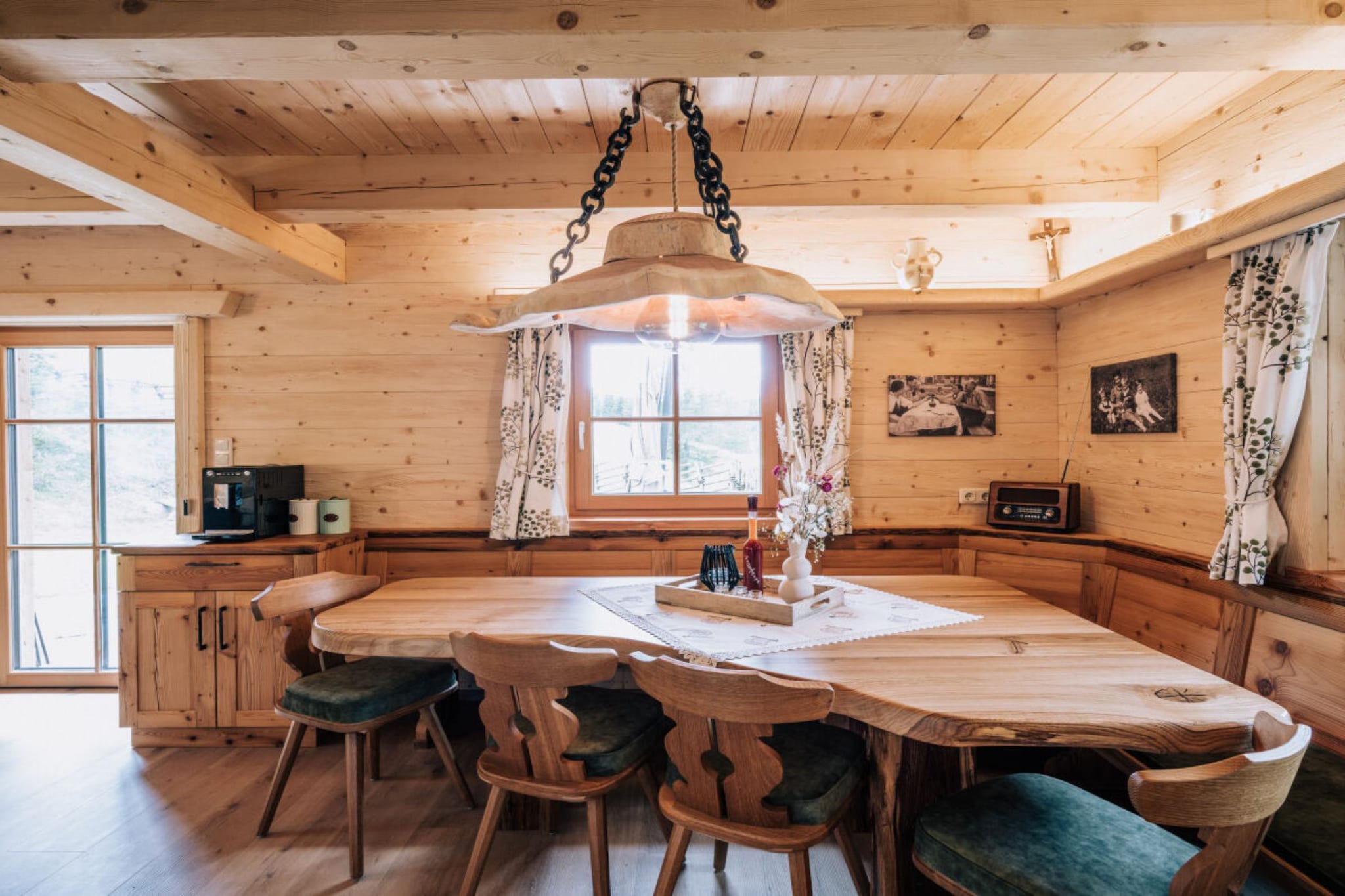 473960-Eetkamer