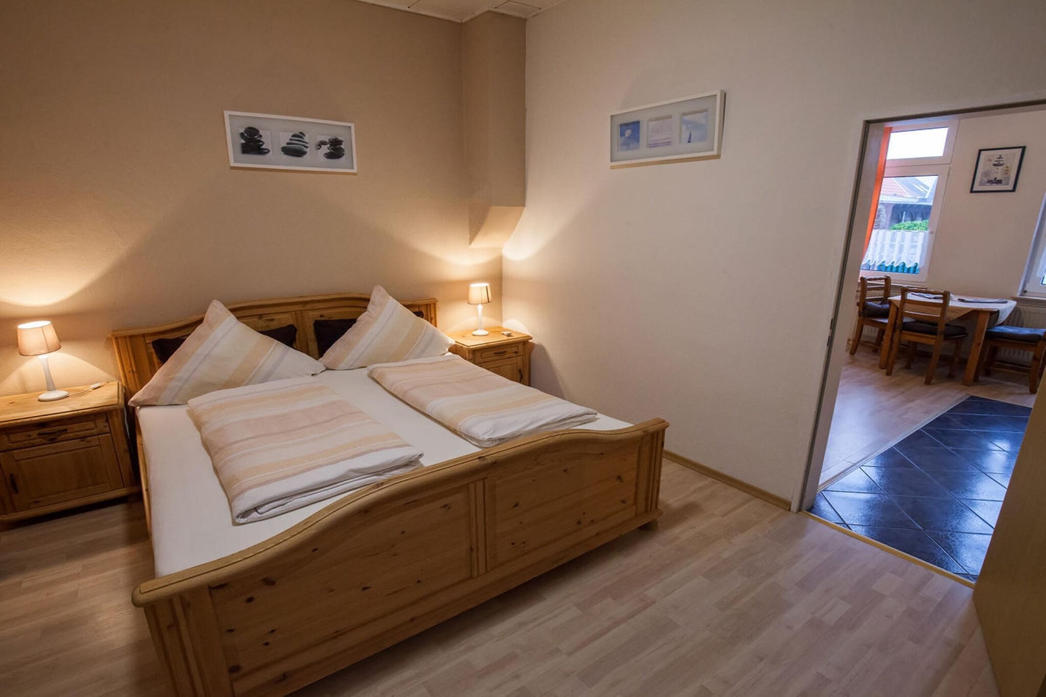 Little Seagull Modern Retreat