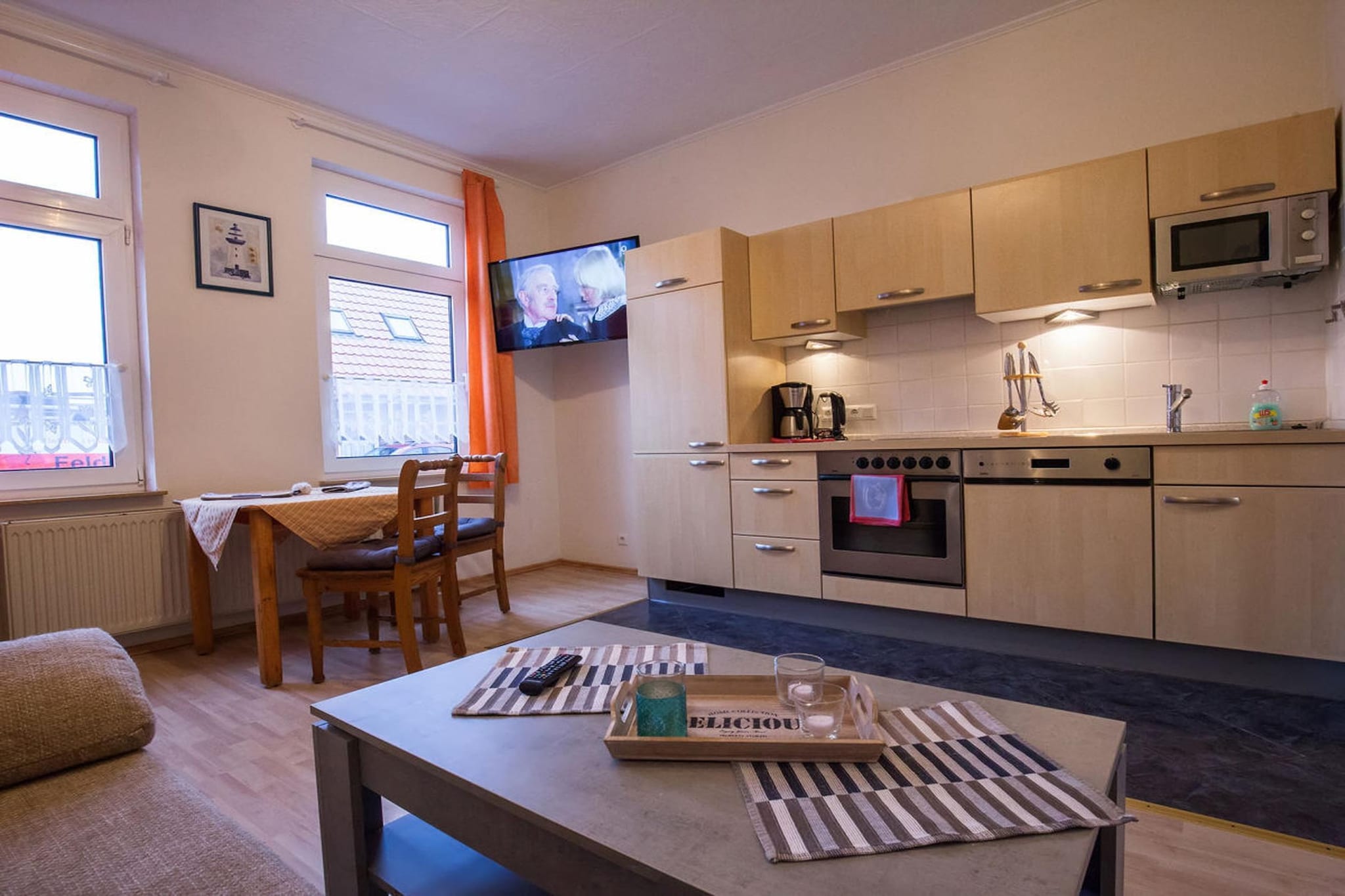 We offer you fully furnished holiday apartments in our house on Steinstrasse.