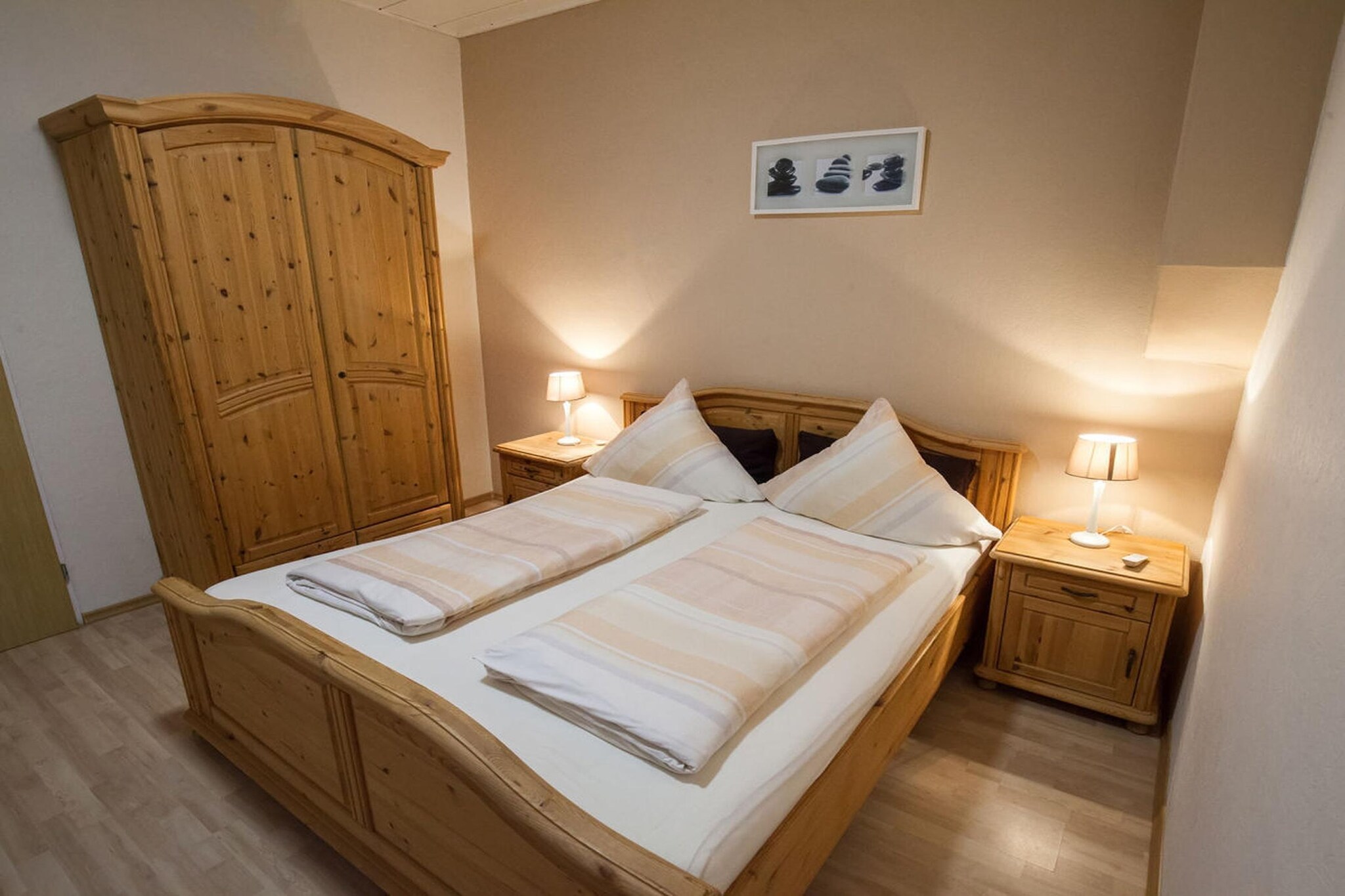 Little Seagull Modern Retreat