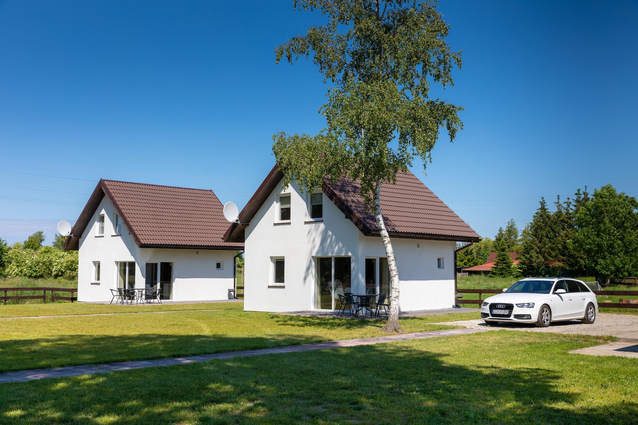 Brick Cottage near Baltic Sea and Windmill
