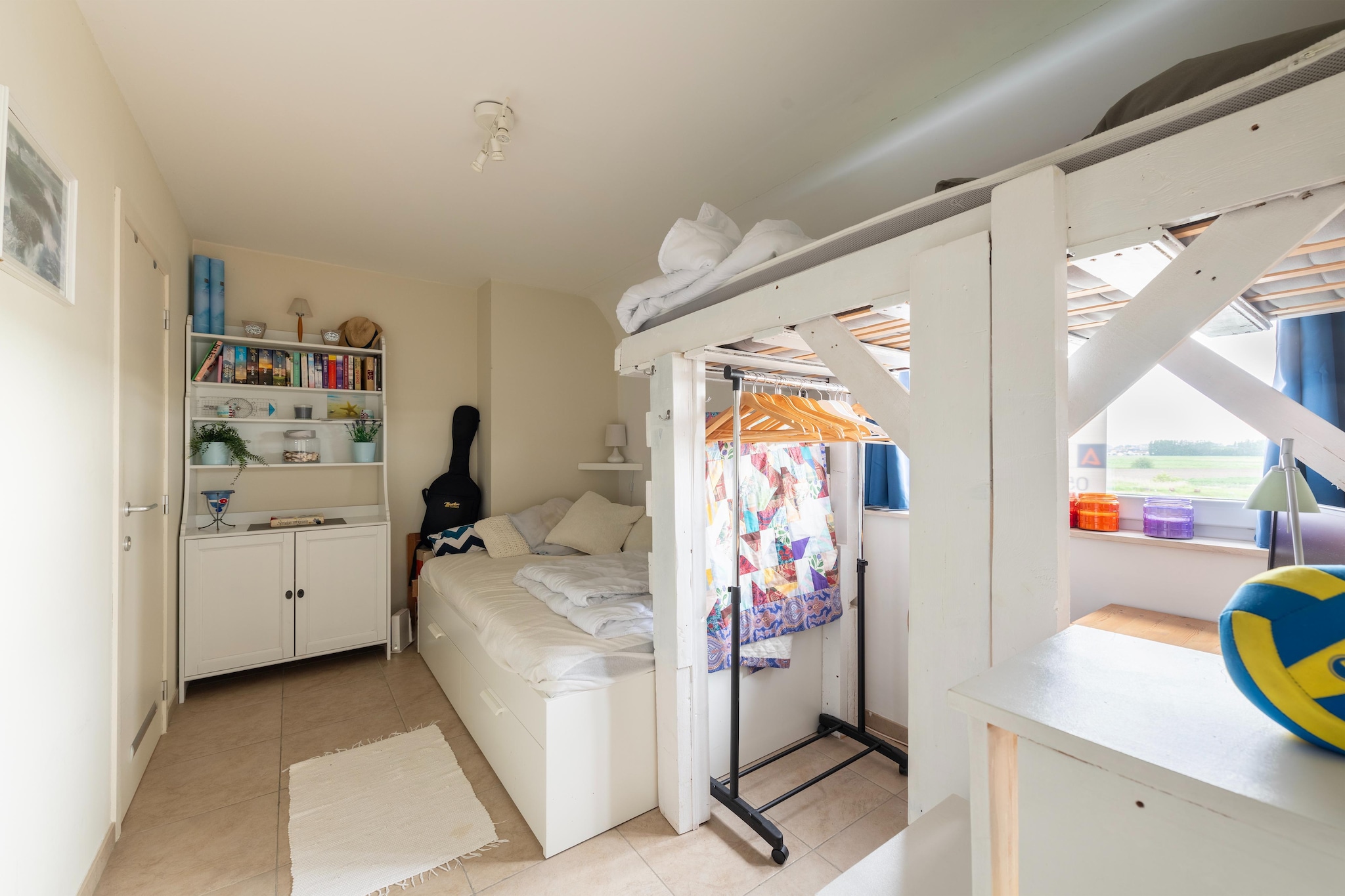 Bed Room