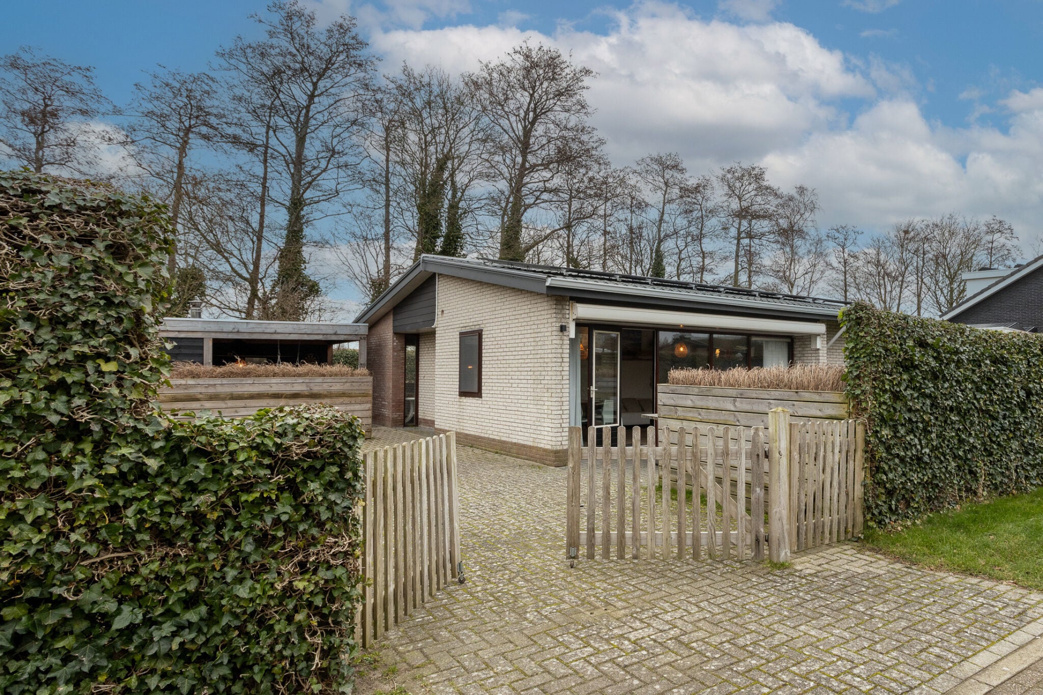 Holiday home on the Veerse Meer