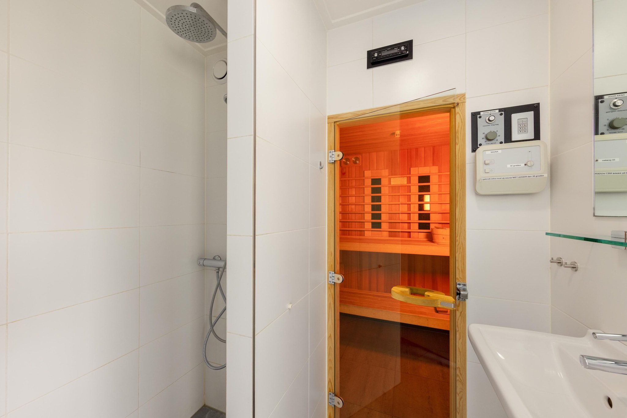 Buitenplaats It Wiid 9-Badkamer