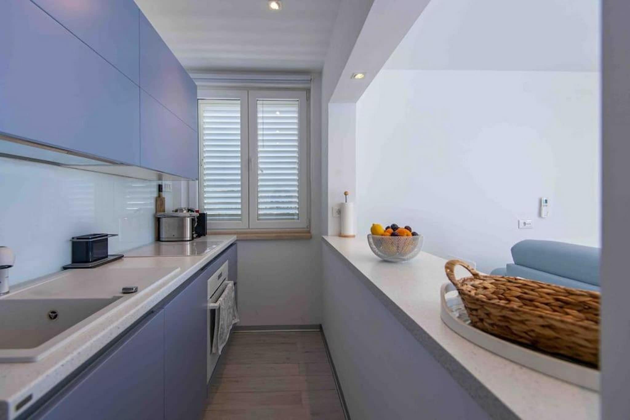 Buena Vista - Two Bedroom Holiday Home with Swimming pool-Living room