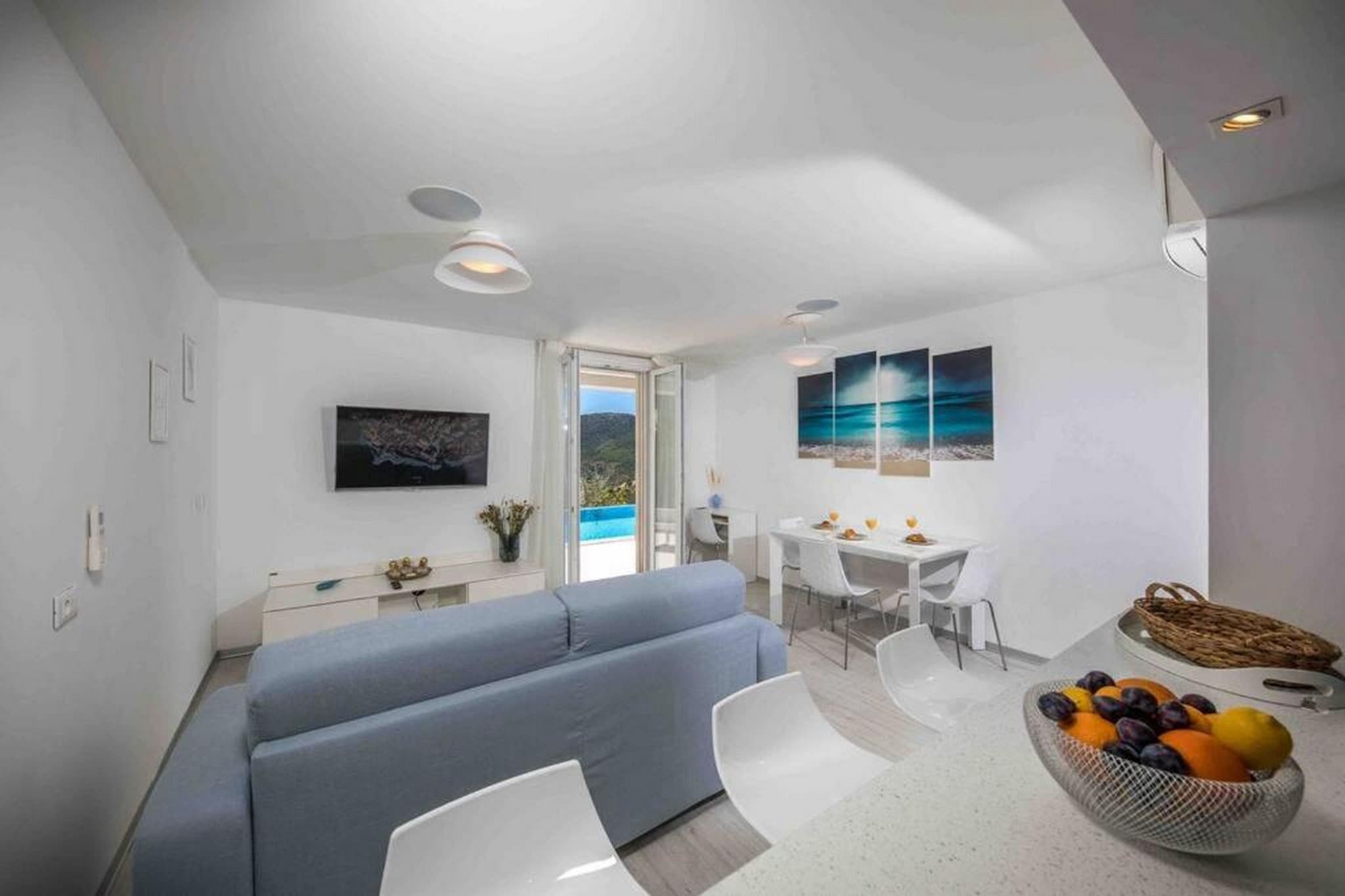 Buena Vista - Two Bedroom Holiday Home with Swimming pool-Living room