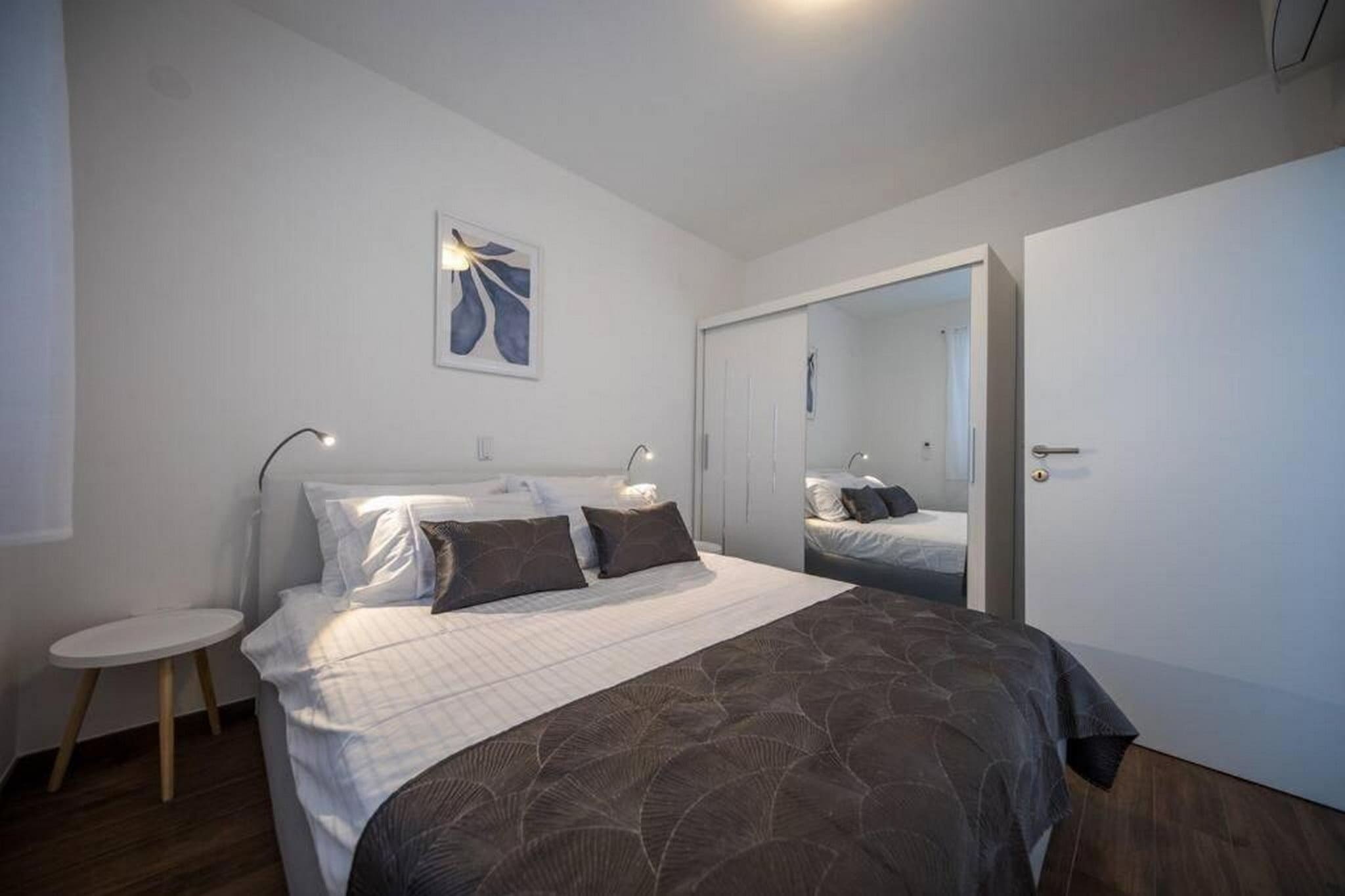 Buena Vista - Two Bedroom Holiday Home with Swimming pool-Bedroom