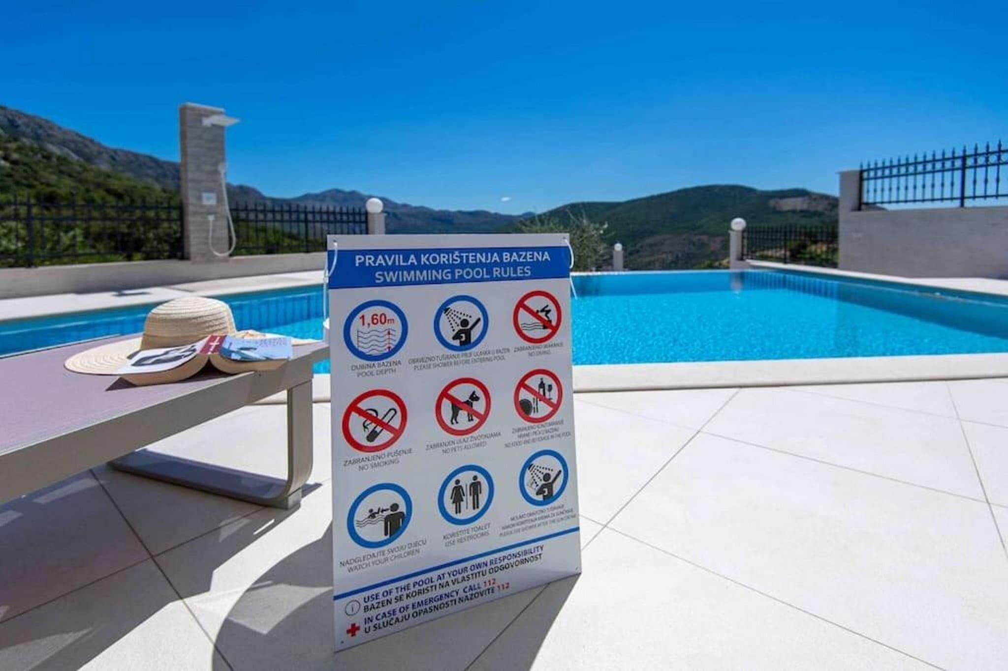 Buena Vista - Two Bedroom Holiday Home with Swimming pool-Outdoor
