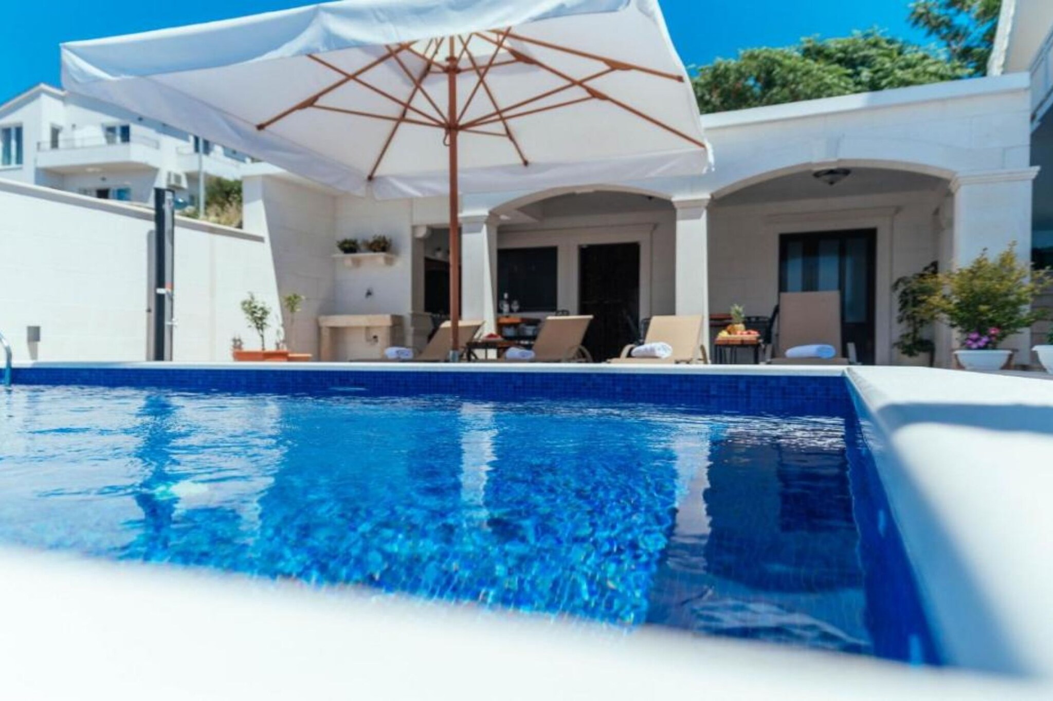 Apartments Trogrlić - Studio with Balcony and Sea View-Piscine