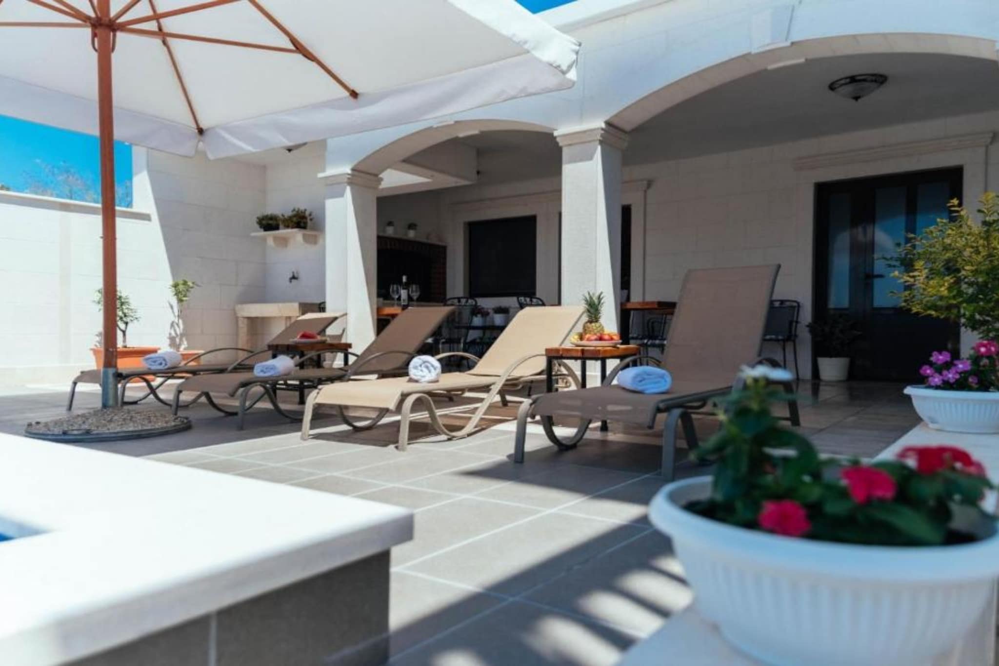 Apartments Trogrlić - Studio with Balcony and Sea View-Piscine