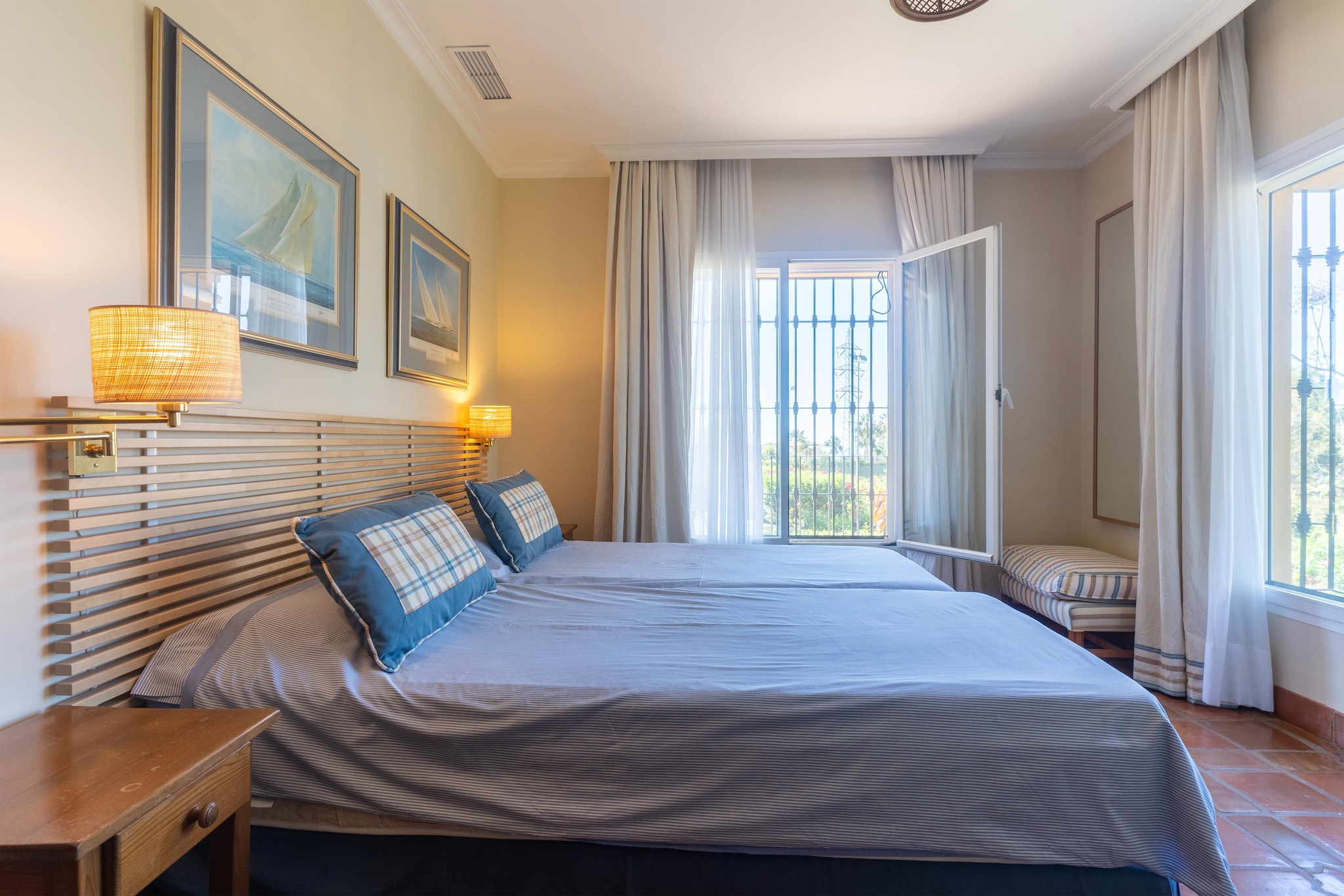 Casa Amarilla-Bedroom