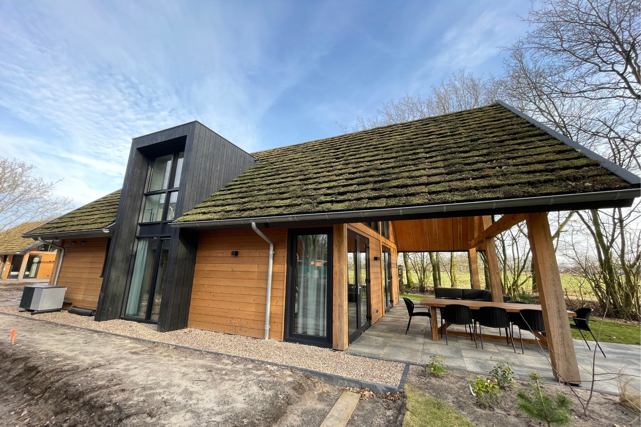 Forest Villa with Hot Tub & Sauna 8 persons