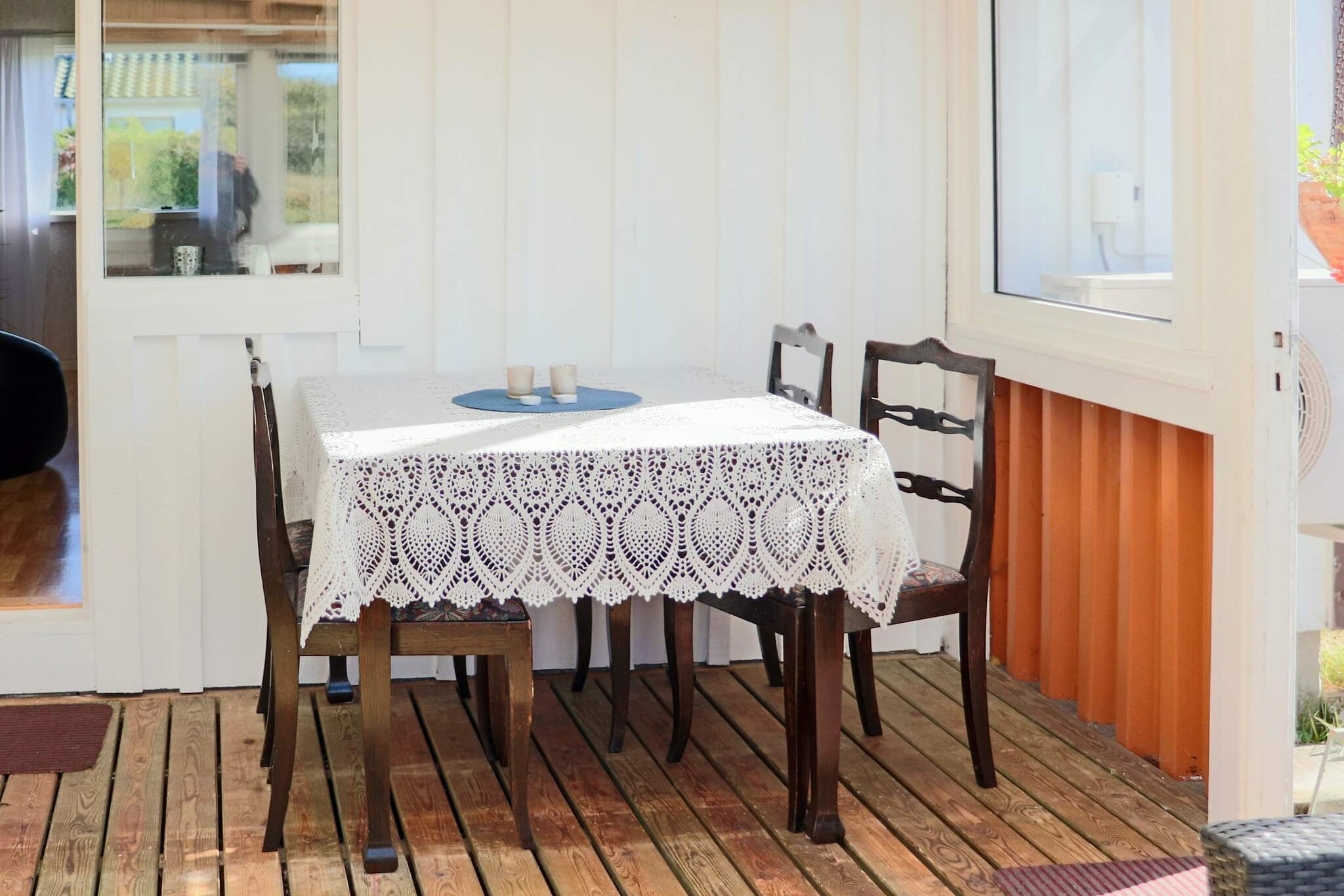Welcoming cottage near the sea - Binnen