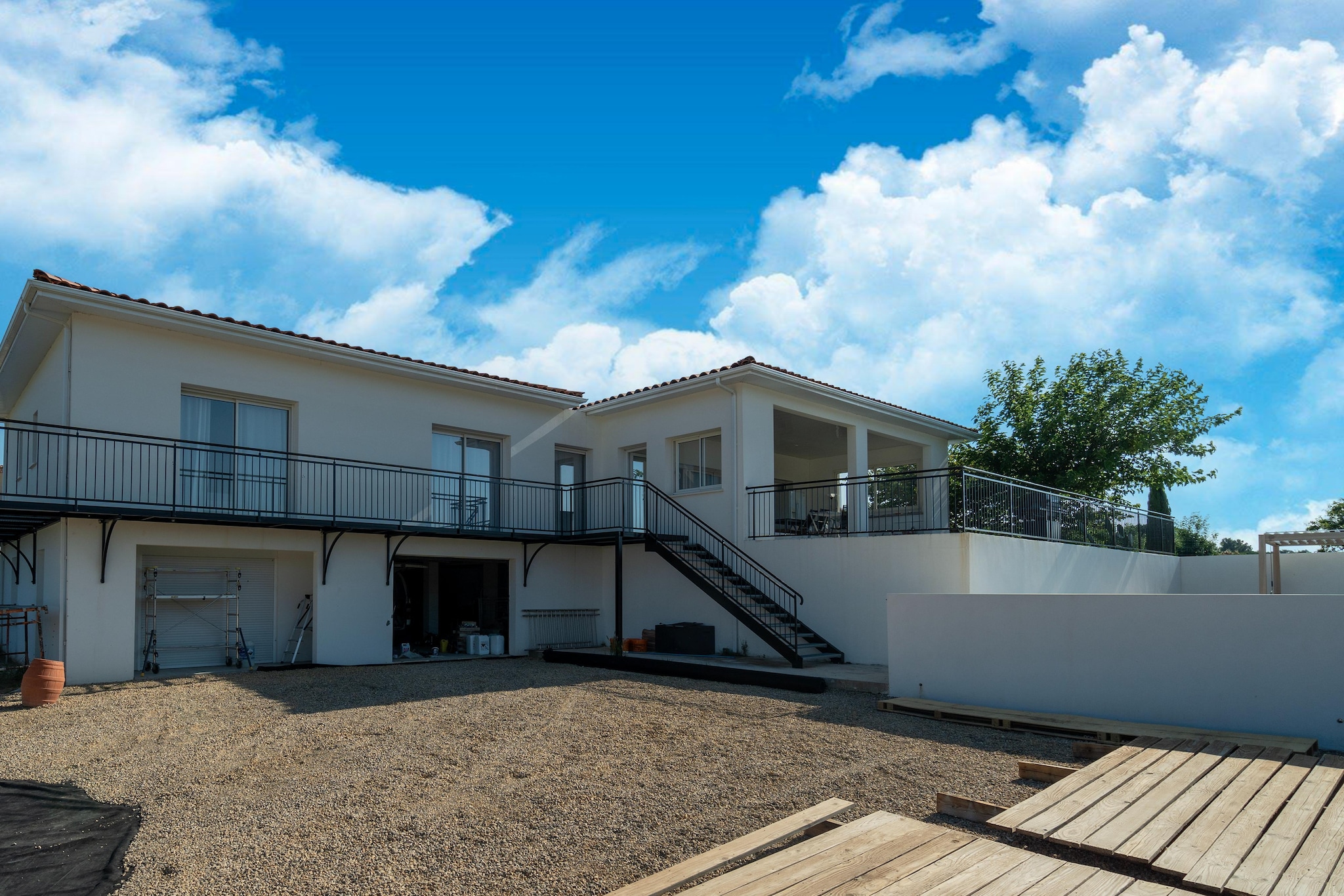 Exterior Summer