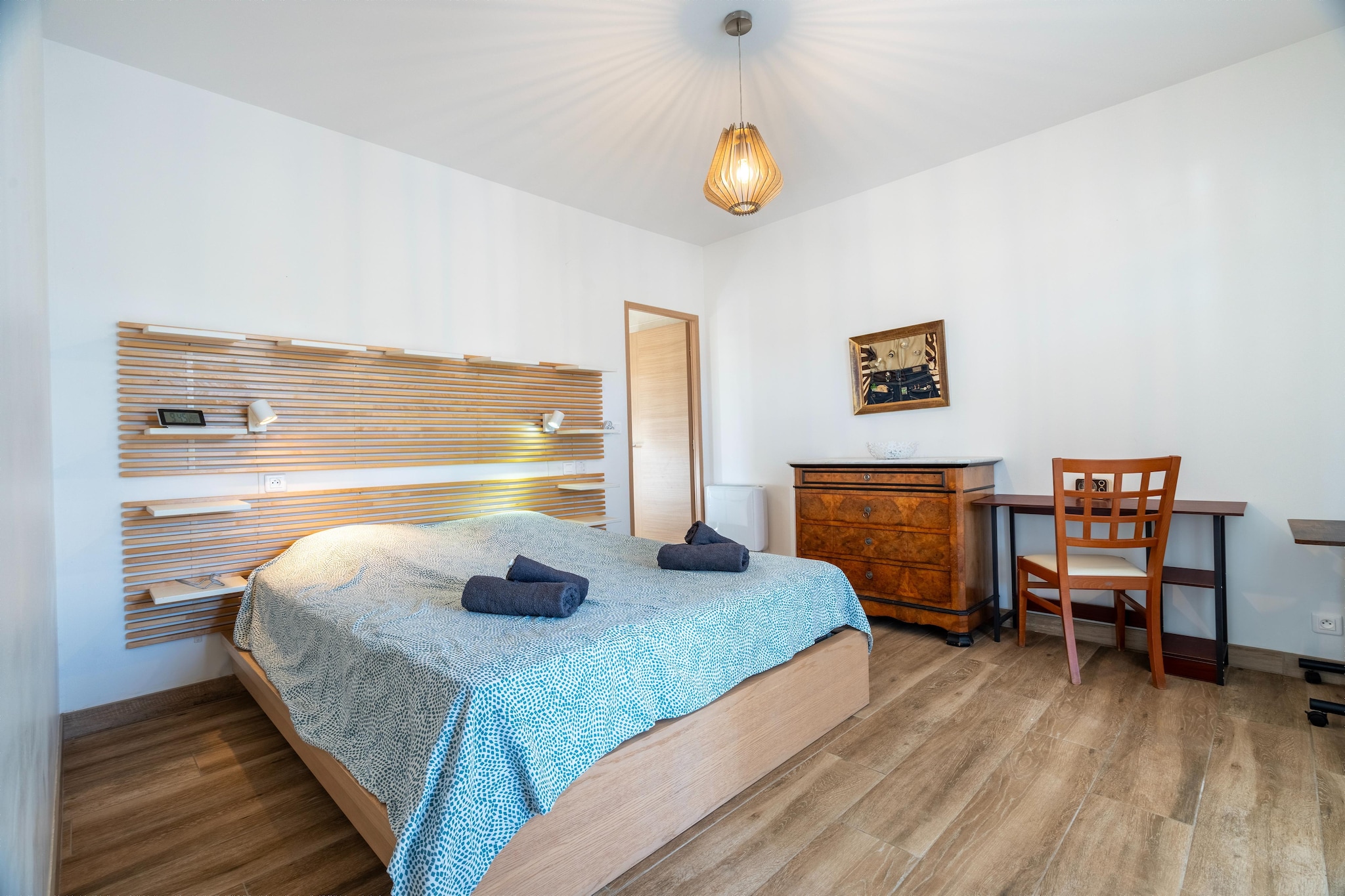 Bed Room