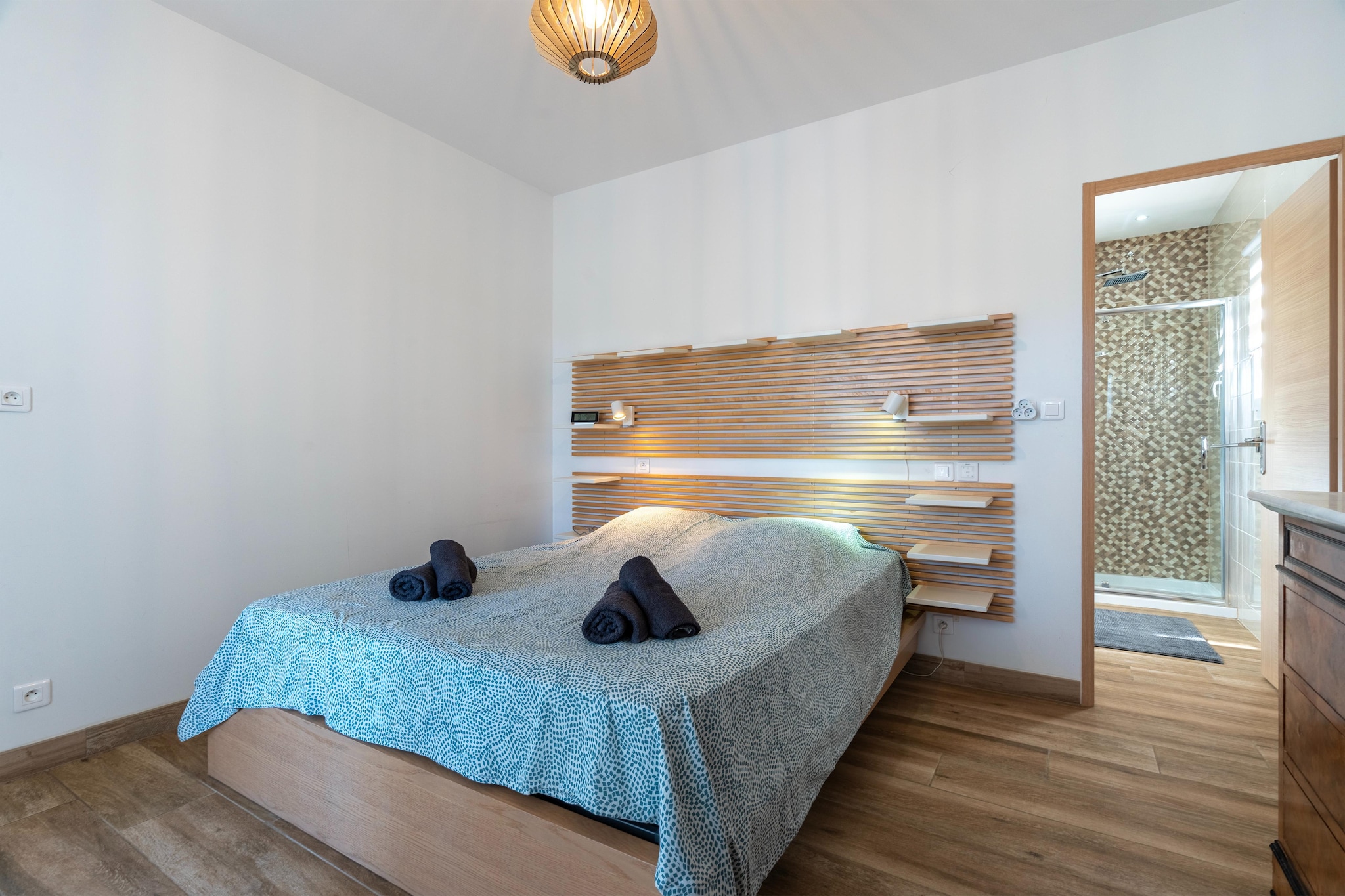 Bed Room