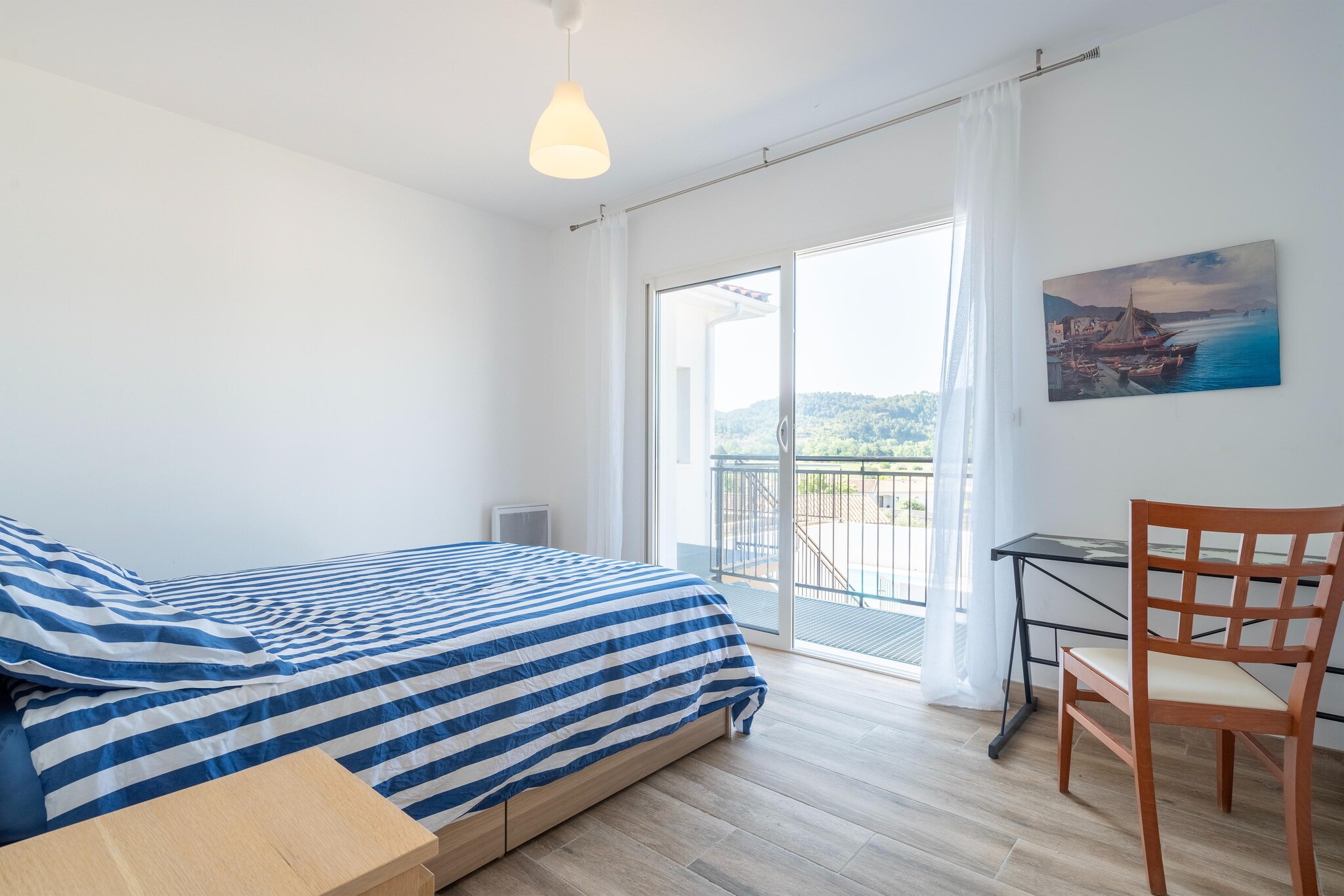 Bed Room
