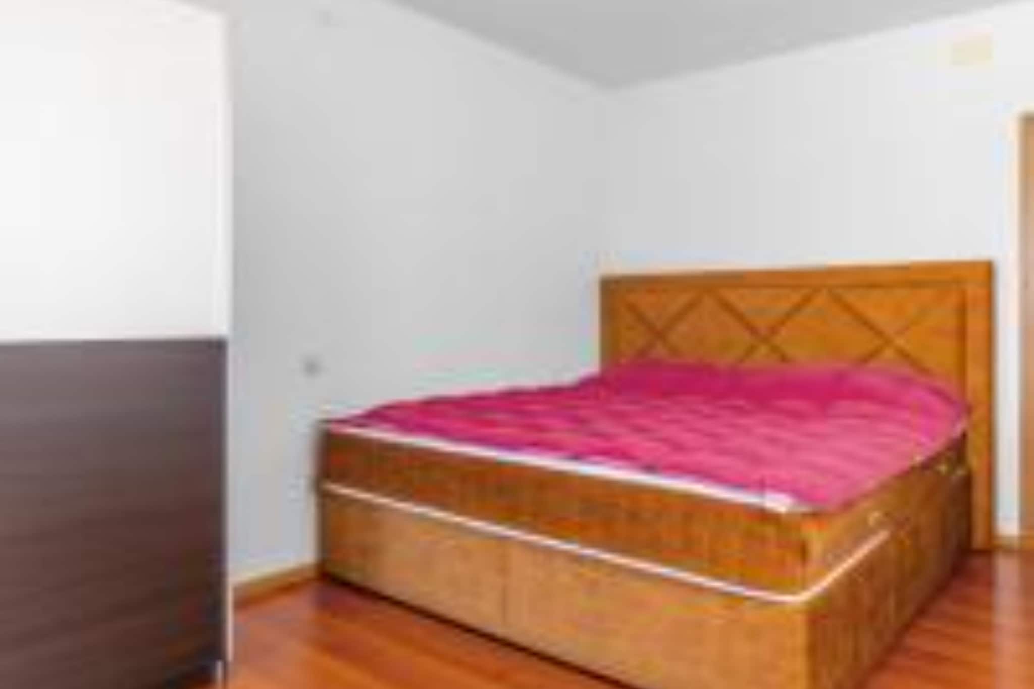 Apartments Panorama - Three Bedroom Apartment with Balcony and Sea View (3)-Schlafzimmer