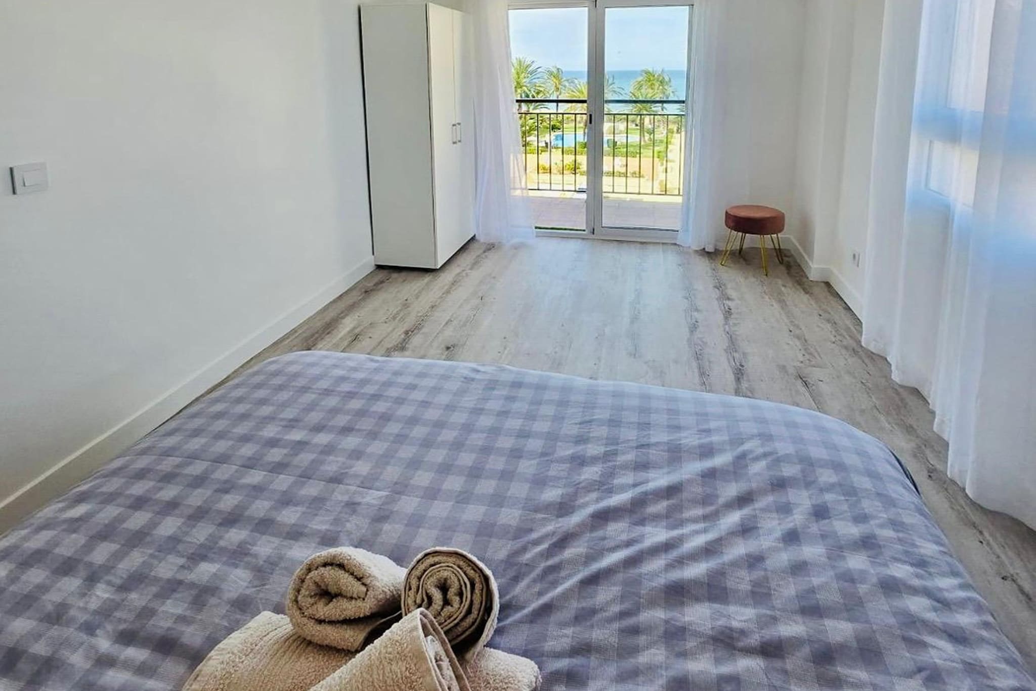 Bed Room