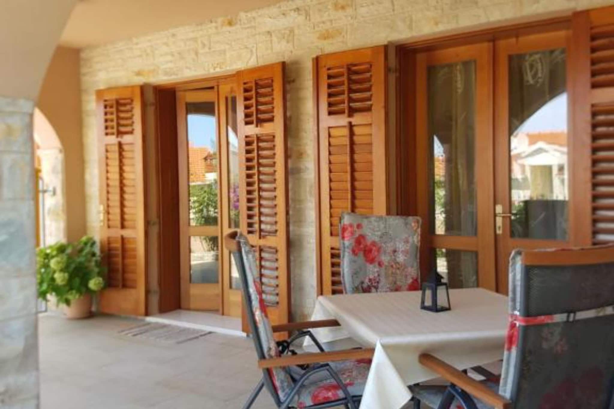 Villa Kety - Three Bedroom Holiday Home with Terrace-Indoor