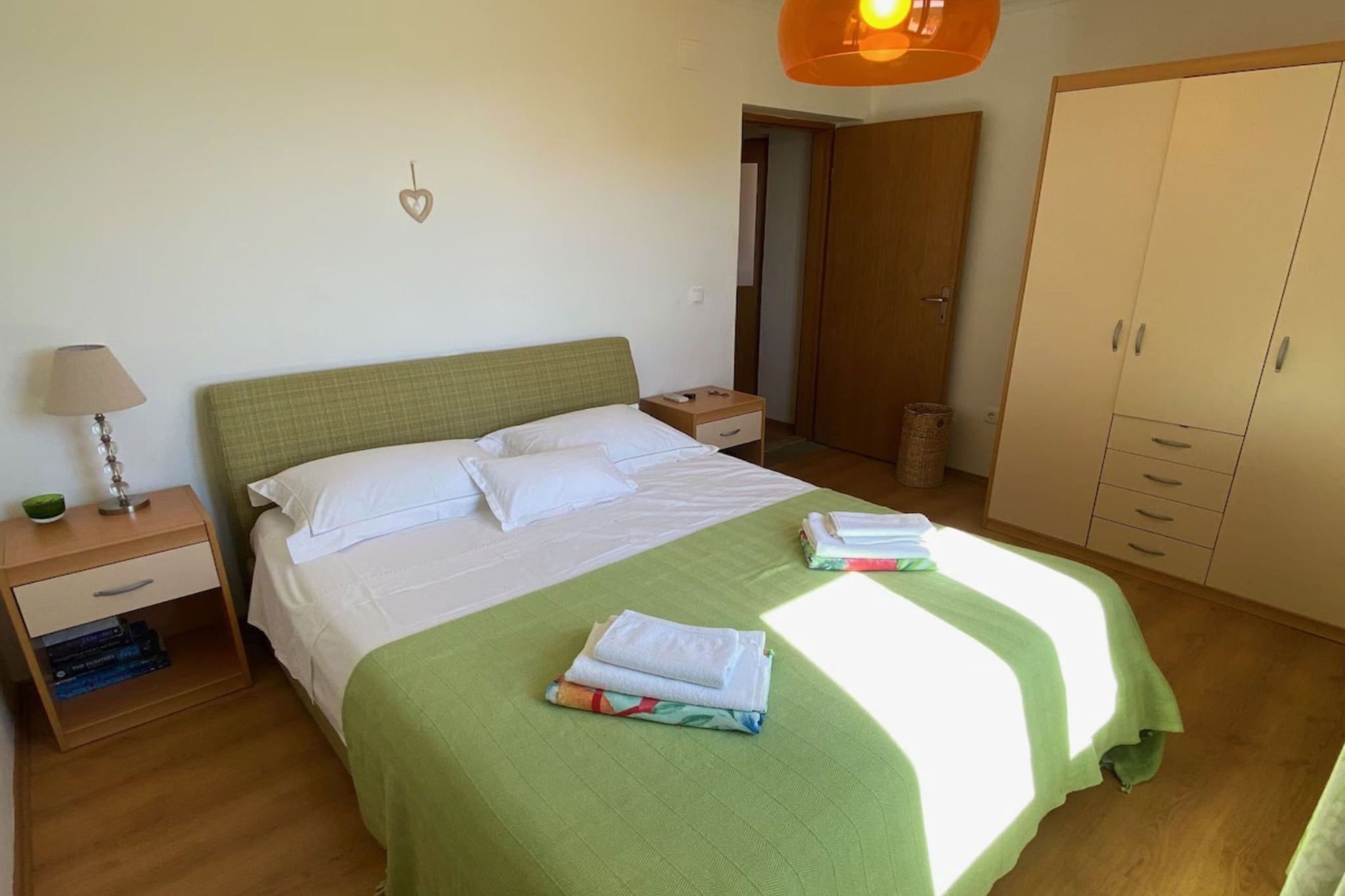 Villa Oliva - Two Bedroom Villa with Terrace and Swimming pool-Slaapkamer