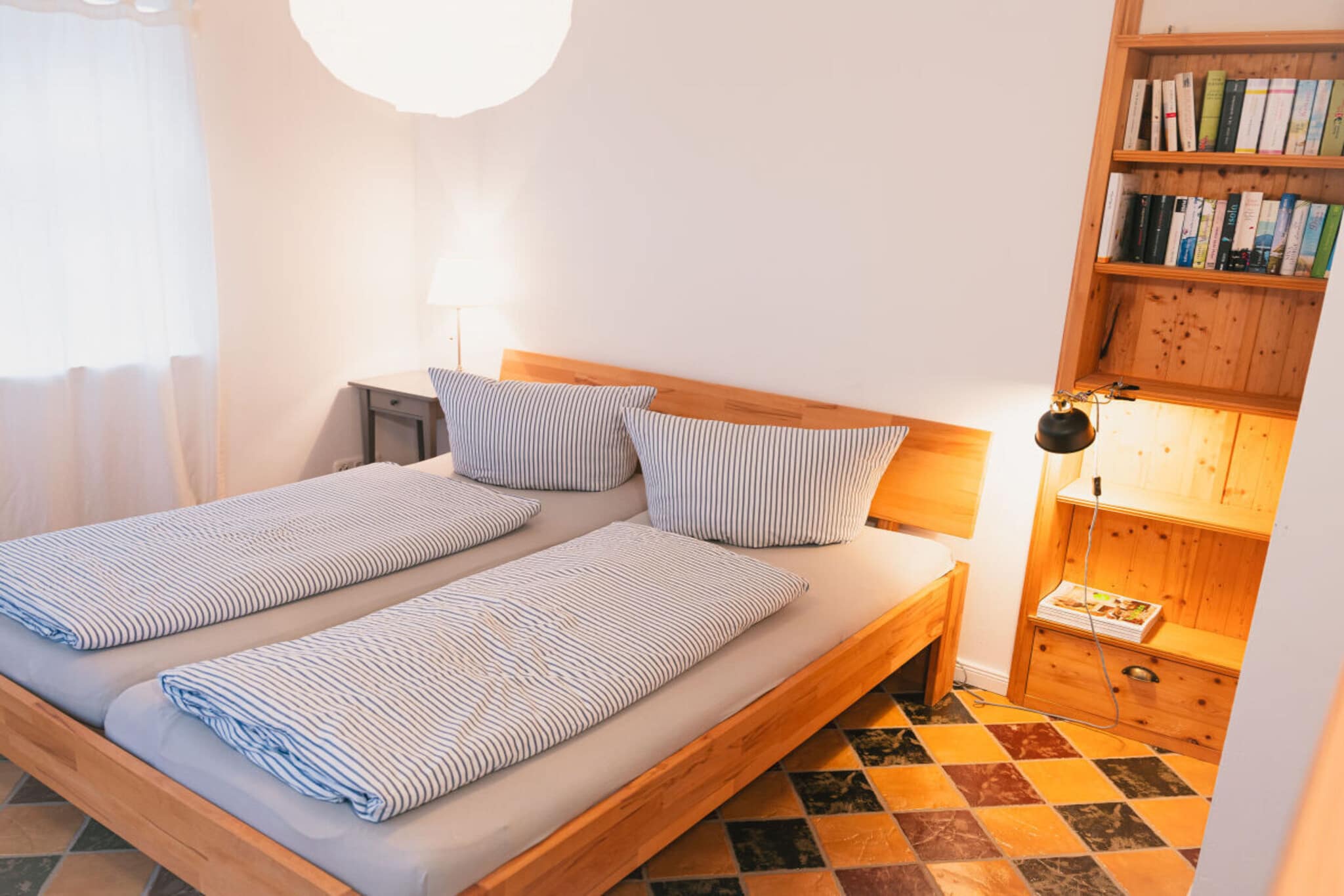 Former farm worker's house in a beautiful village with listed building character. An elaborately landscaped, spacious garden offers plenty of space!