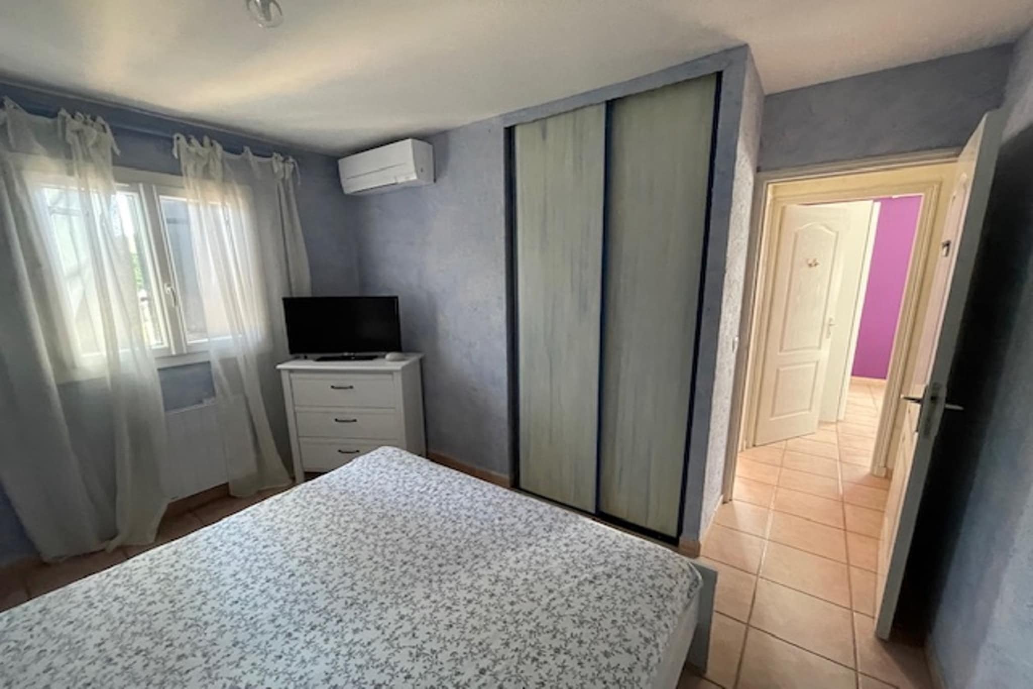 Bed Room